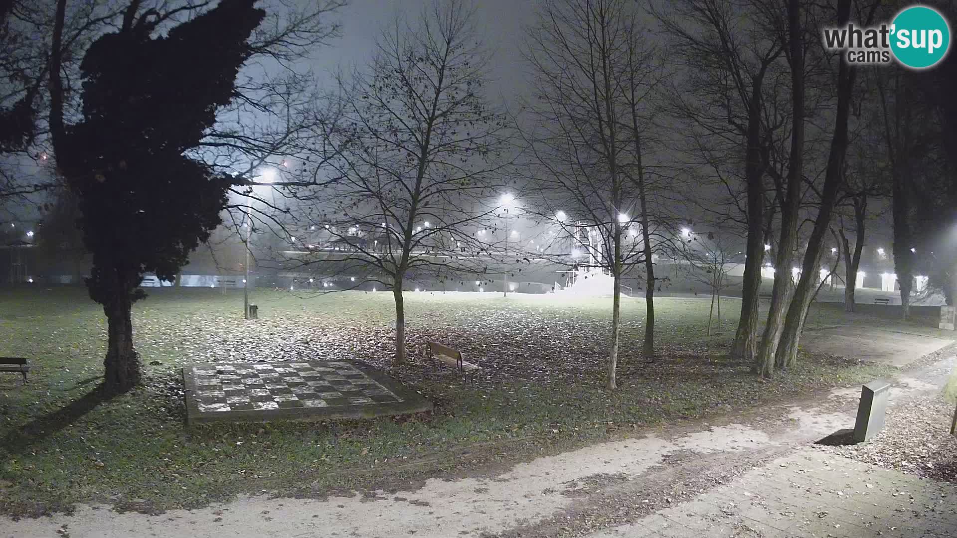 V ŽIVO Spletna kamera Karlovac – mestno kopališče Foginovo – Korana – Hrvaška