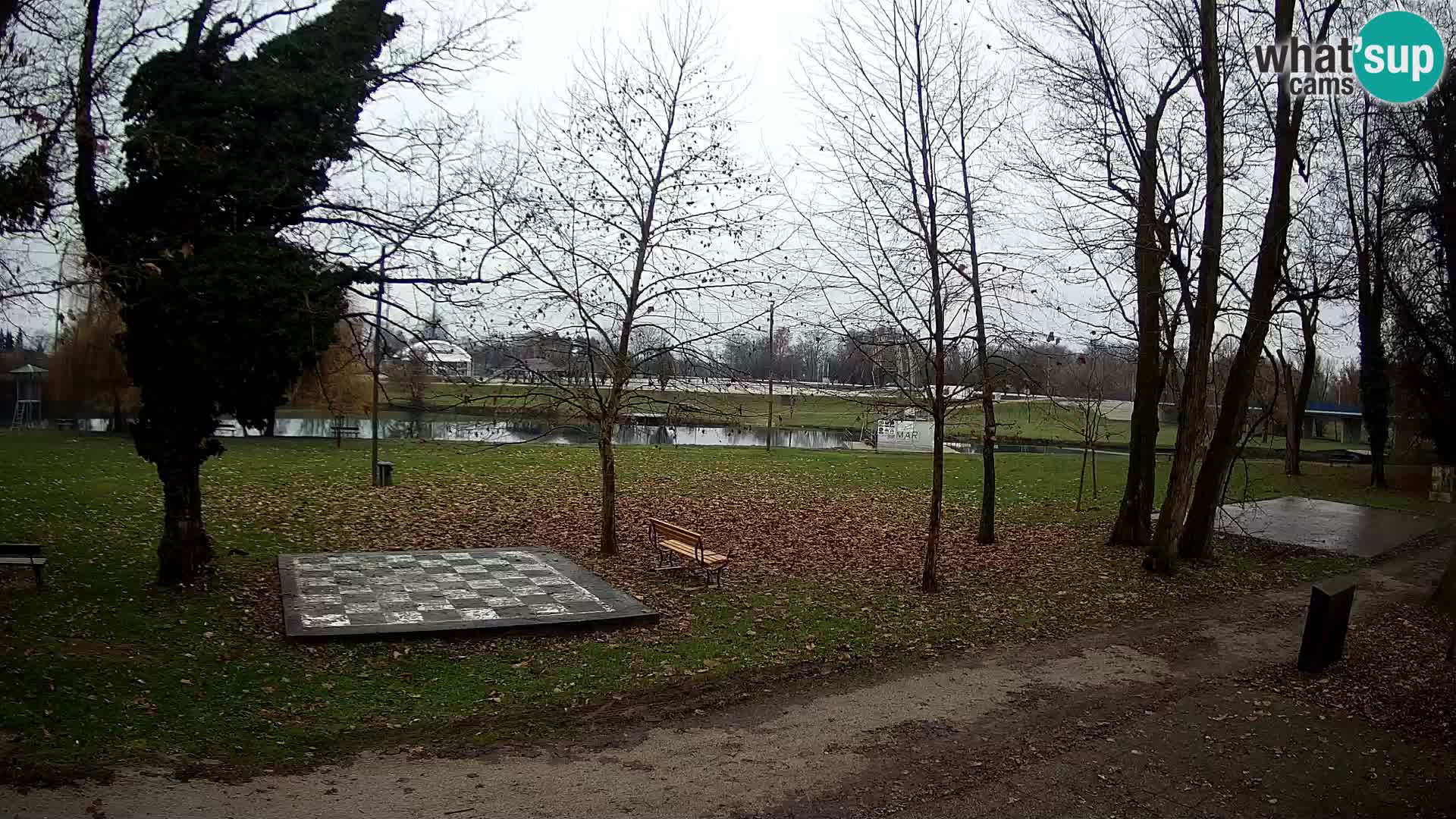 V ŽIVO Spletna kamera Karlovac – mestno kopališče Foginovo – Korana – Hrvaška