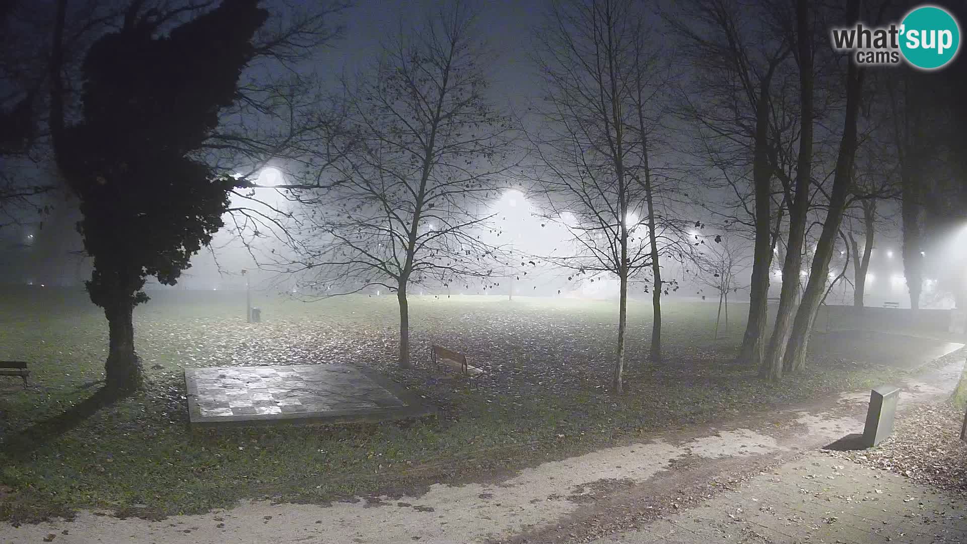 V ŽIVO Spletna kamera Karlovac – mestno kopališče Foginovo – Korana – Hrvaška