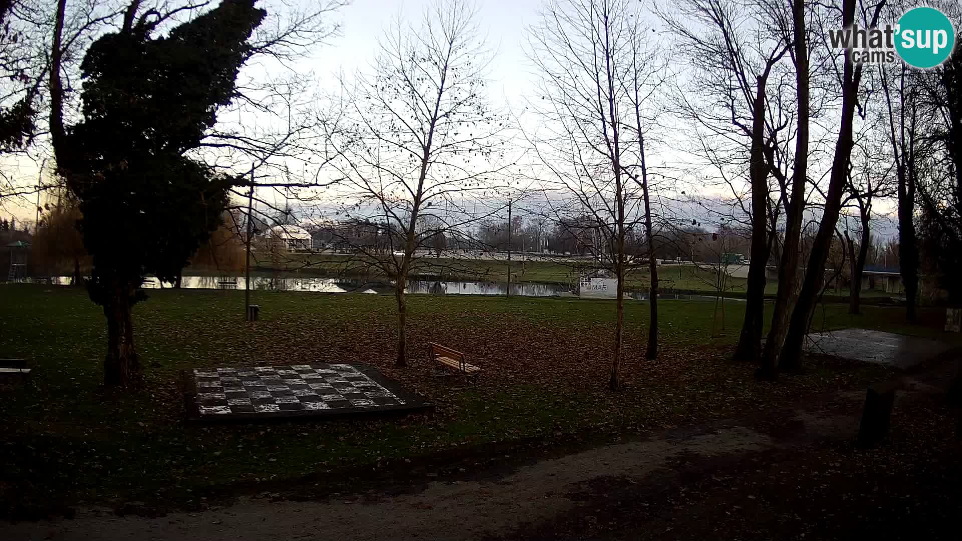 Webcam Karlovac EN DIRECT – Piscine extérieure Foginovo – Korana – Croatie