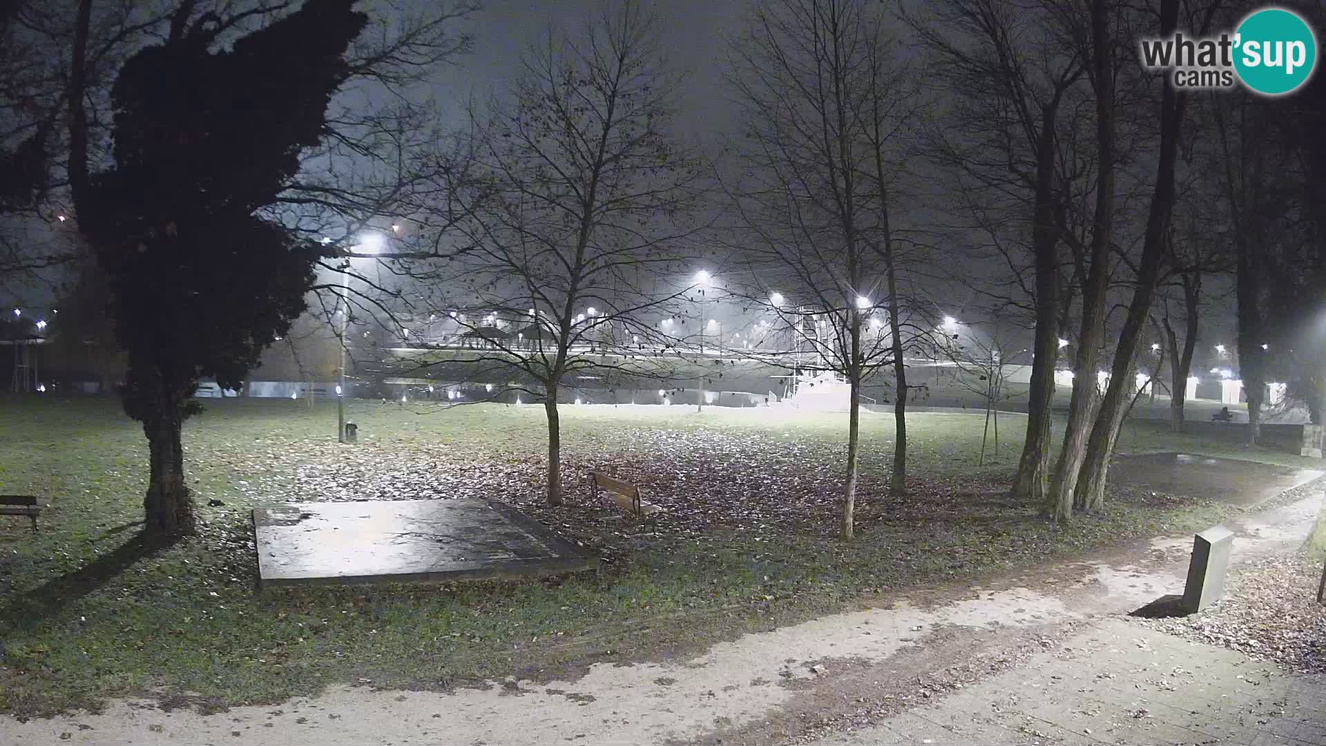 V ŽIVO Spletna kamera Karlovac – mestno kopališče Foginovo – Korana – Hrvaška