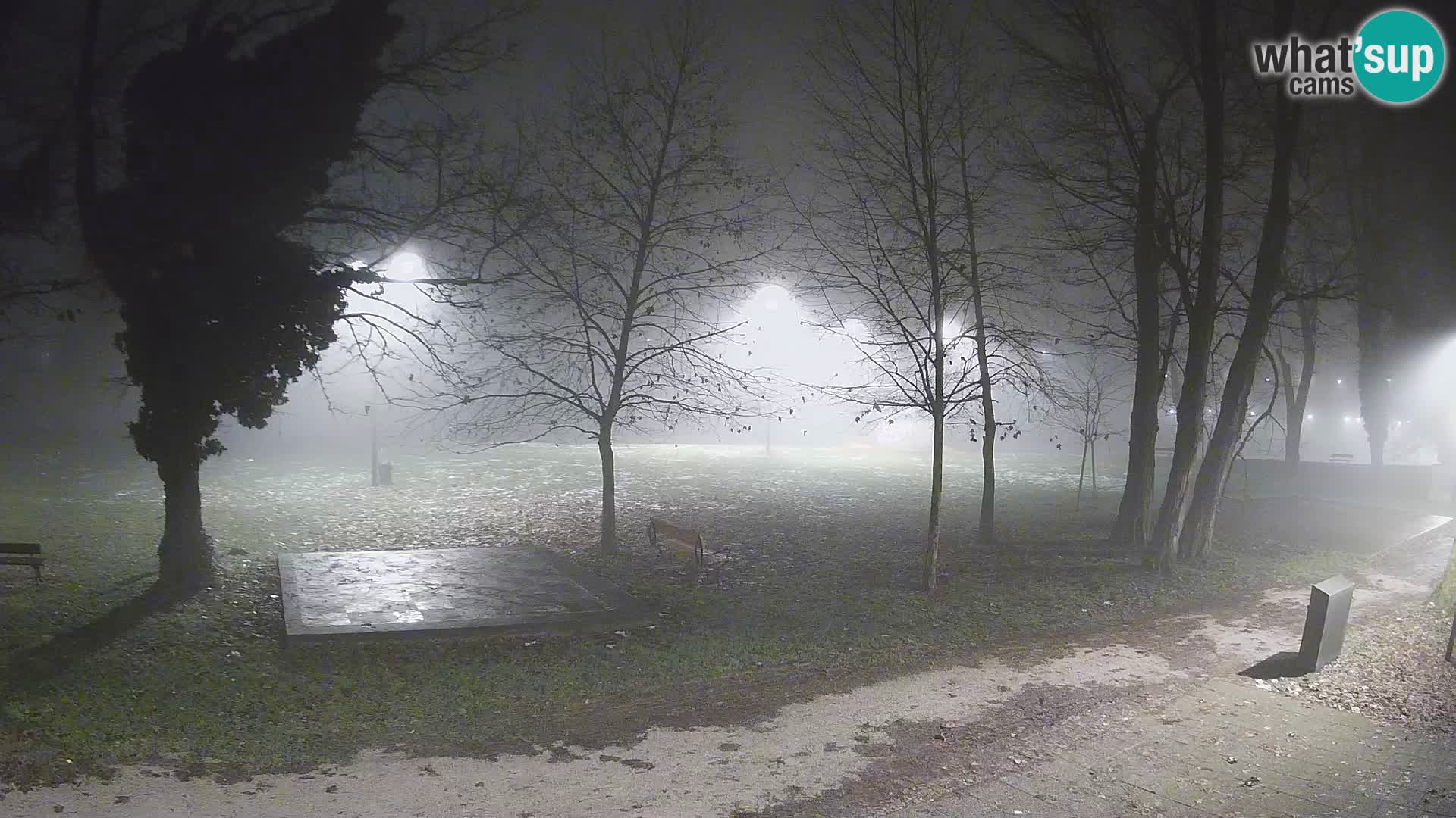 V ŽIVO Spletna kamera Karlovac – mestno kopališče Foginovo – Korana – Hrvaška