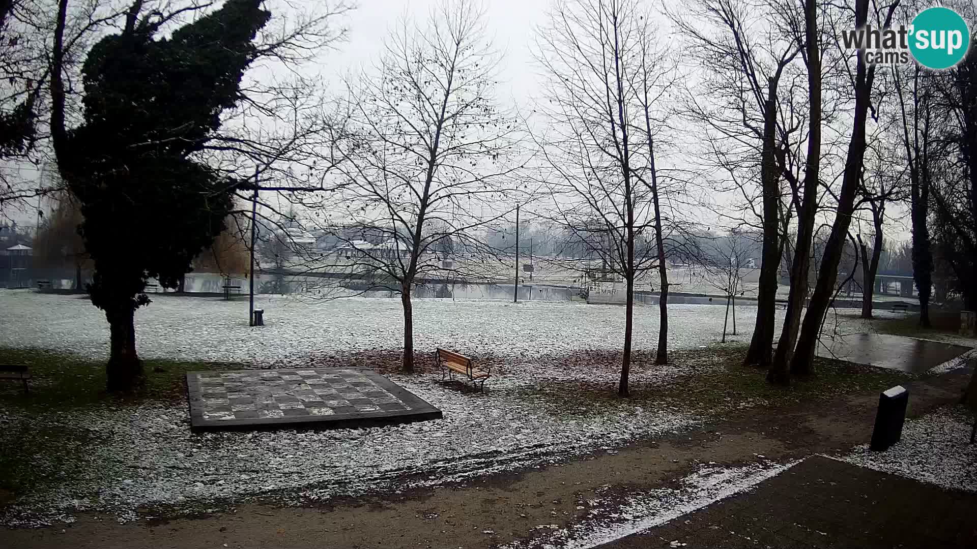 UŽIVO Web kamera Karlovca – Kupalište Foginovo – Korana