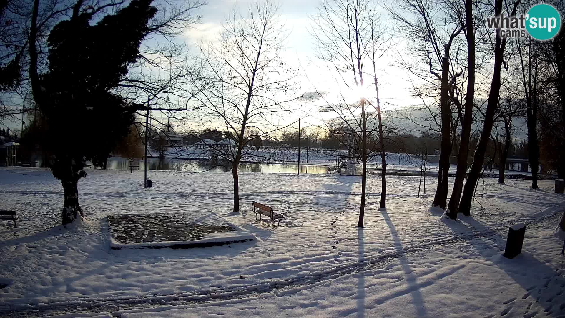 LIVE Karlovac Webcam – Piscina all’aperto Foginovo – Korana – Croazia