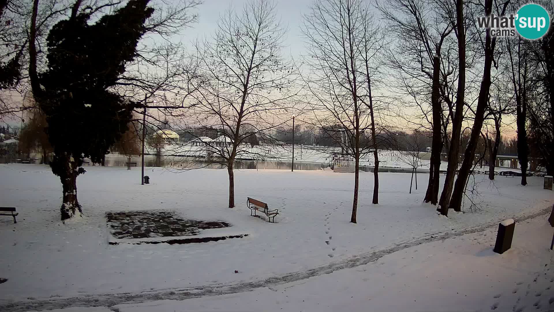 LIVE Karlovac Webcam – Piscina all’aperto Foginovo – Korana – Croazia