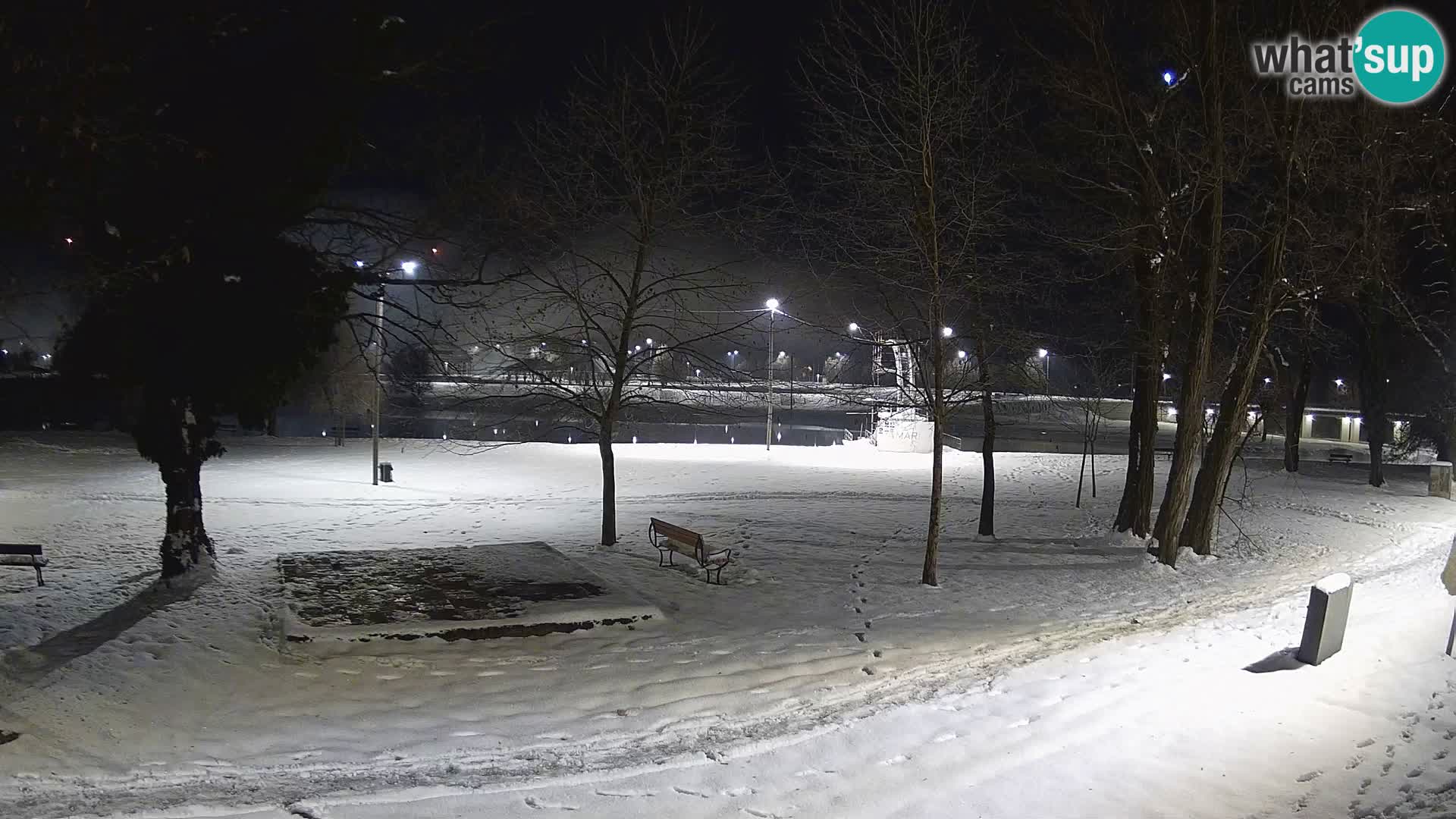 LIVE Karlovac Webcam – Piscina exterior Foginovo – Korana – Croacia