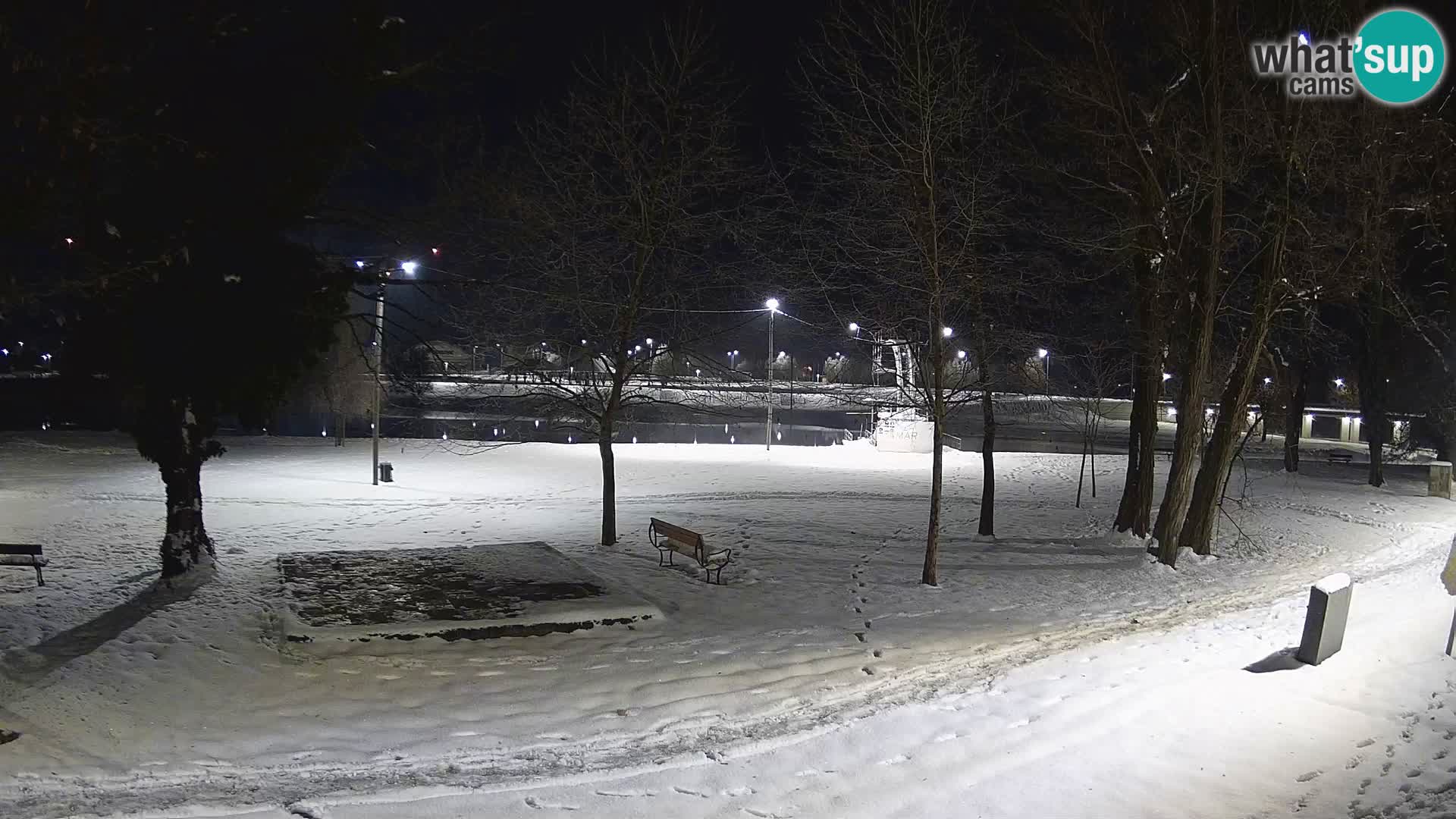 LIVE Karlovac Webcam – Piscina exterior Foginovo – Korana – Croacia