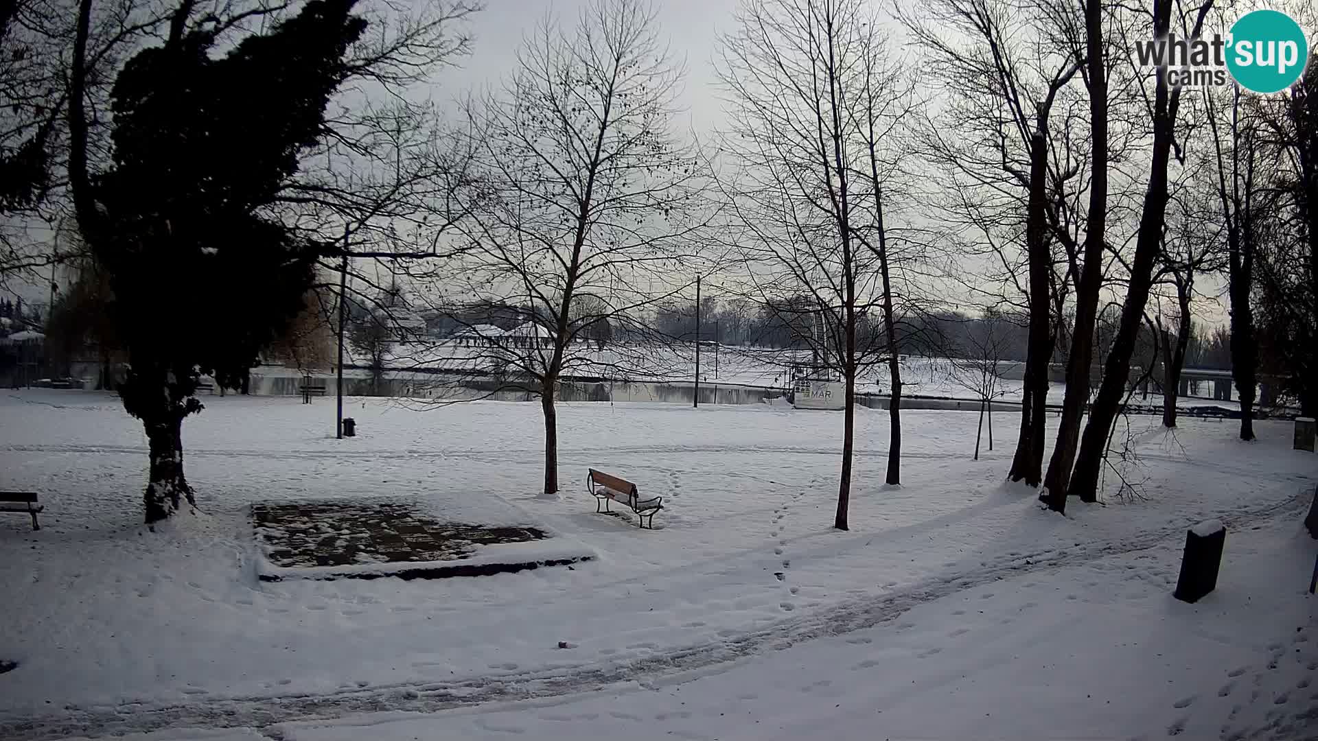 UŽIVO Web kamera Karlovca – Kupalište Foginovo – Korana