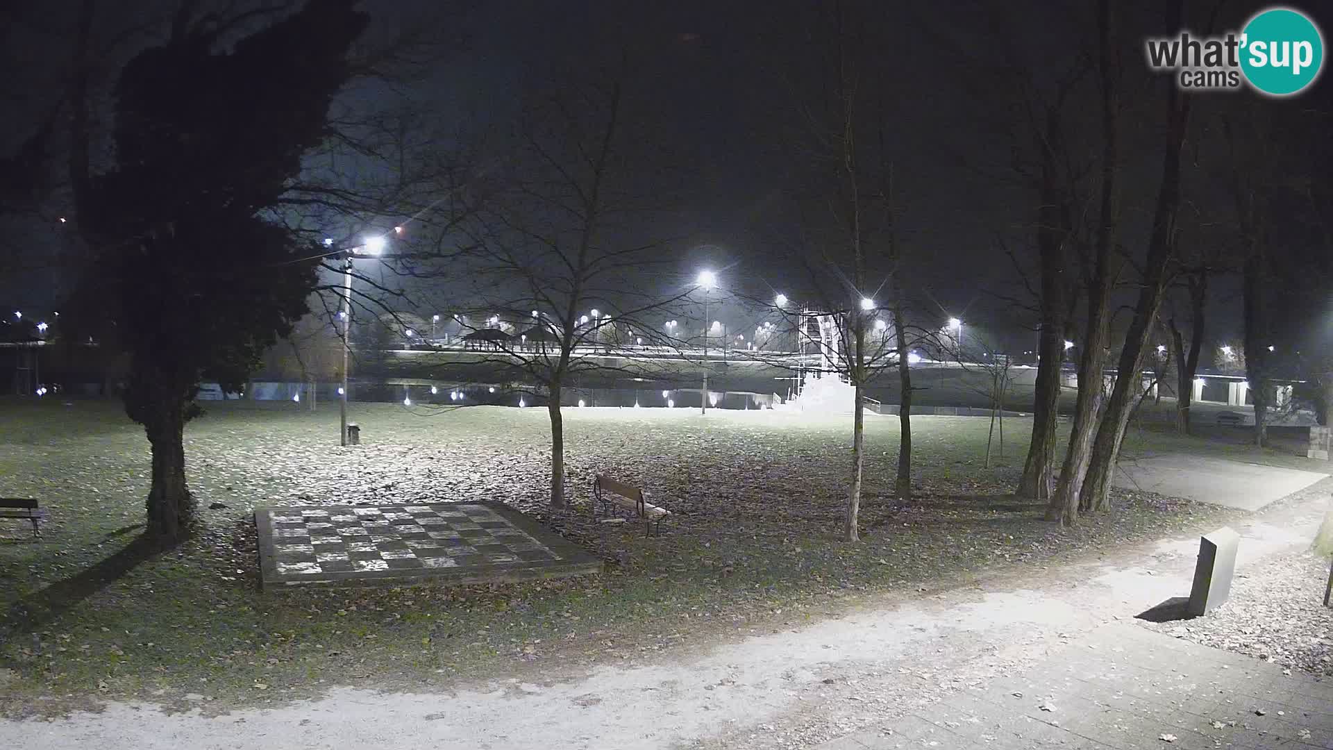 LIVE Karlovac Webcam – Piscina exterior Foginovo – Korana – Croacia