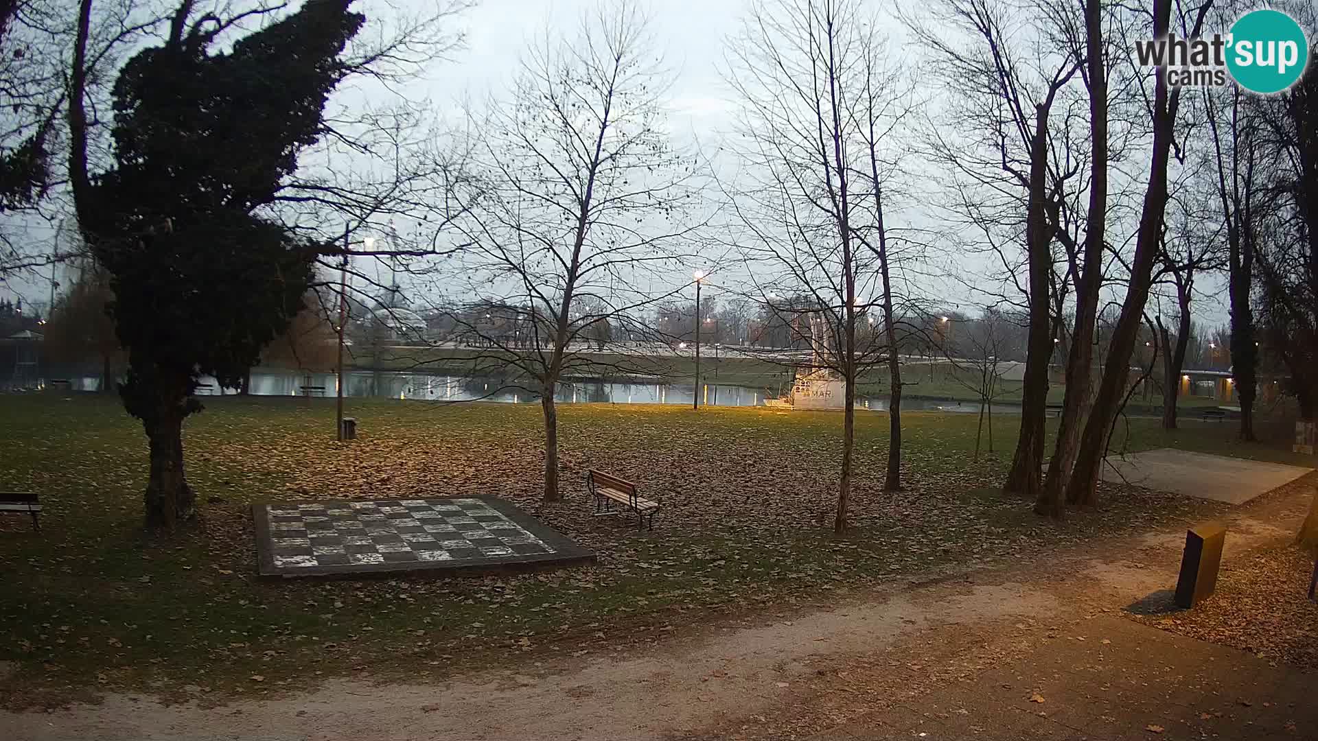 Webcam Karlovac EN DIRECT – Piscine extérieure Foginovo – Korana – Croatie