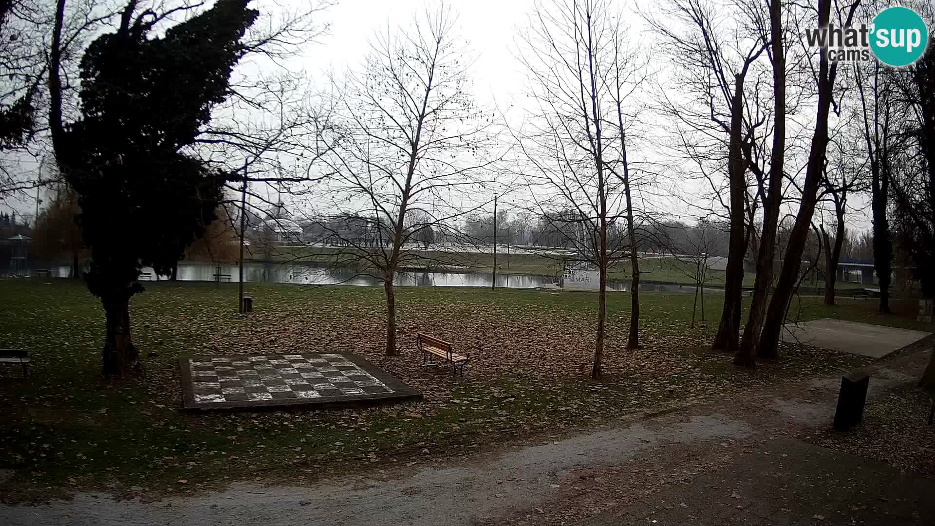 LIVE Karlovac Webcam – Piscina all’aperto Foginovo – Korana – Croazia