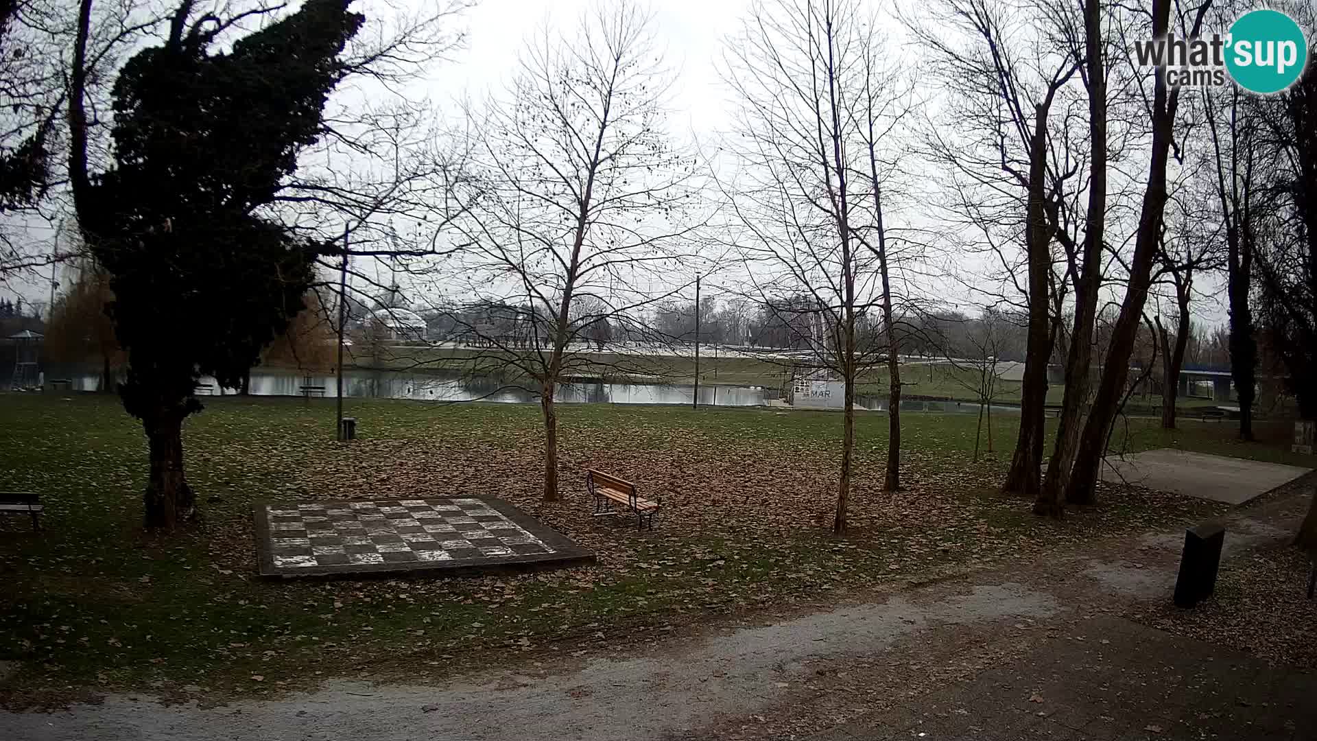 Webcam Karlovac EN DIRECT – Piscine extérieure Foginovo – Korana – Croatie