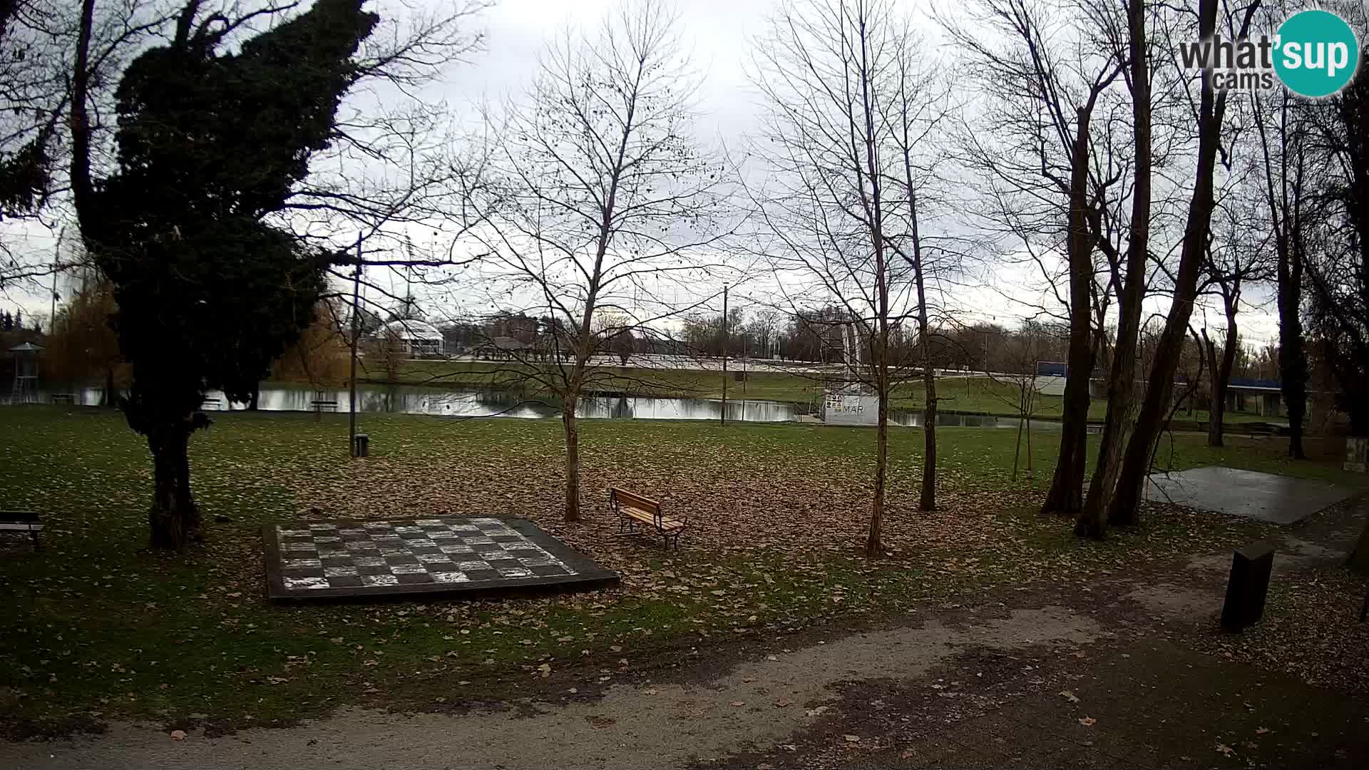 LIVE Karlovac Webcam – Piscina exterior Foginovo – Korana – Croacia