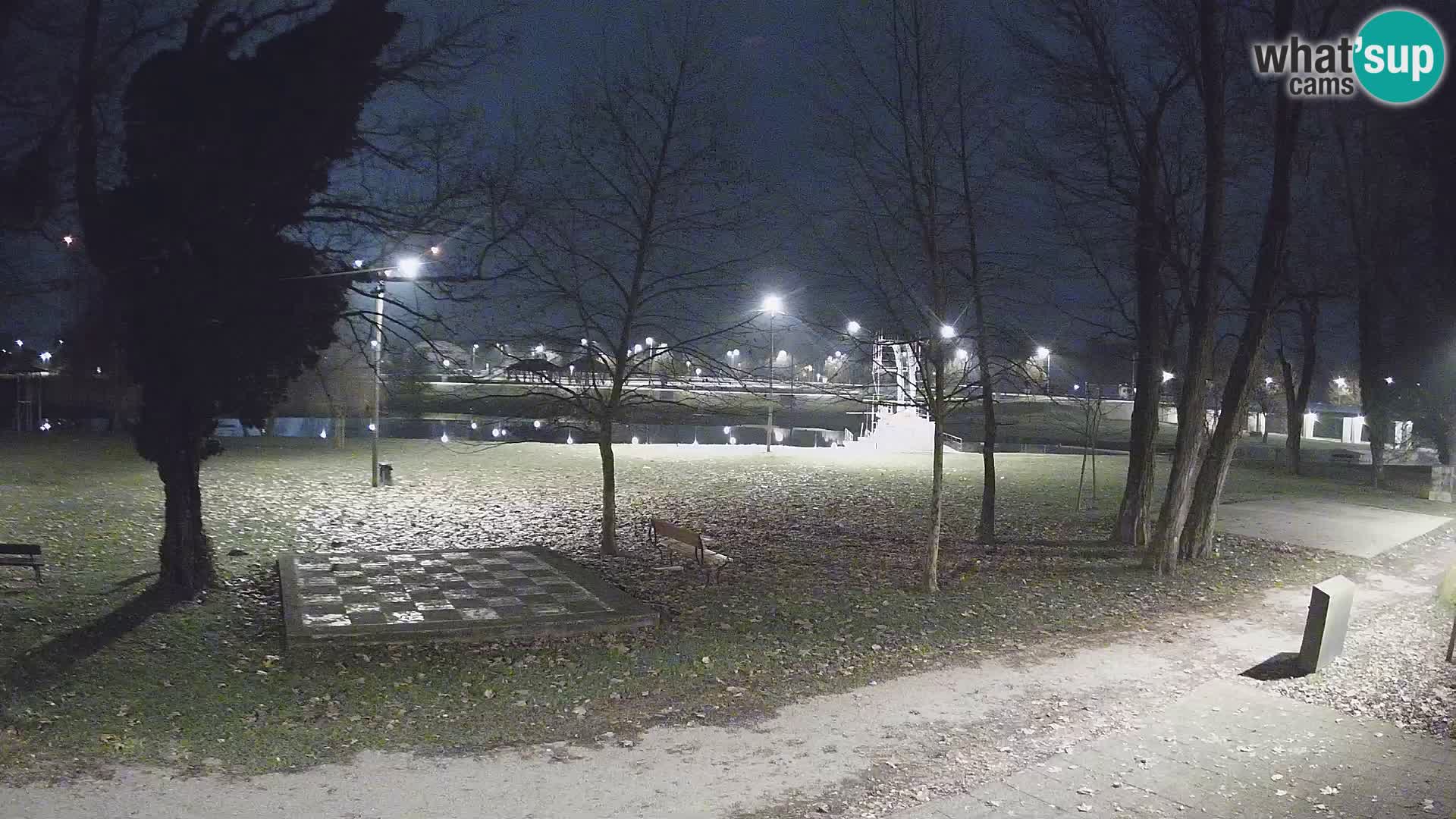 UŽIVO Web kamera Karlovca – Kupalište Foginovo – Korana