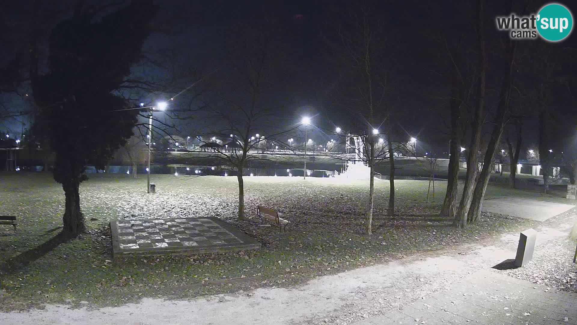 Webcam Karlovac EN DIRECT – Piscine extérieure Foginovo – Korana – Croatie