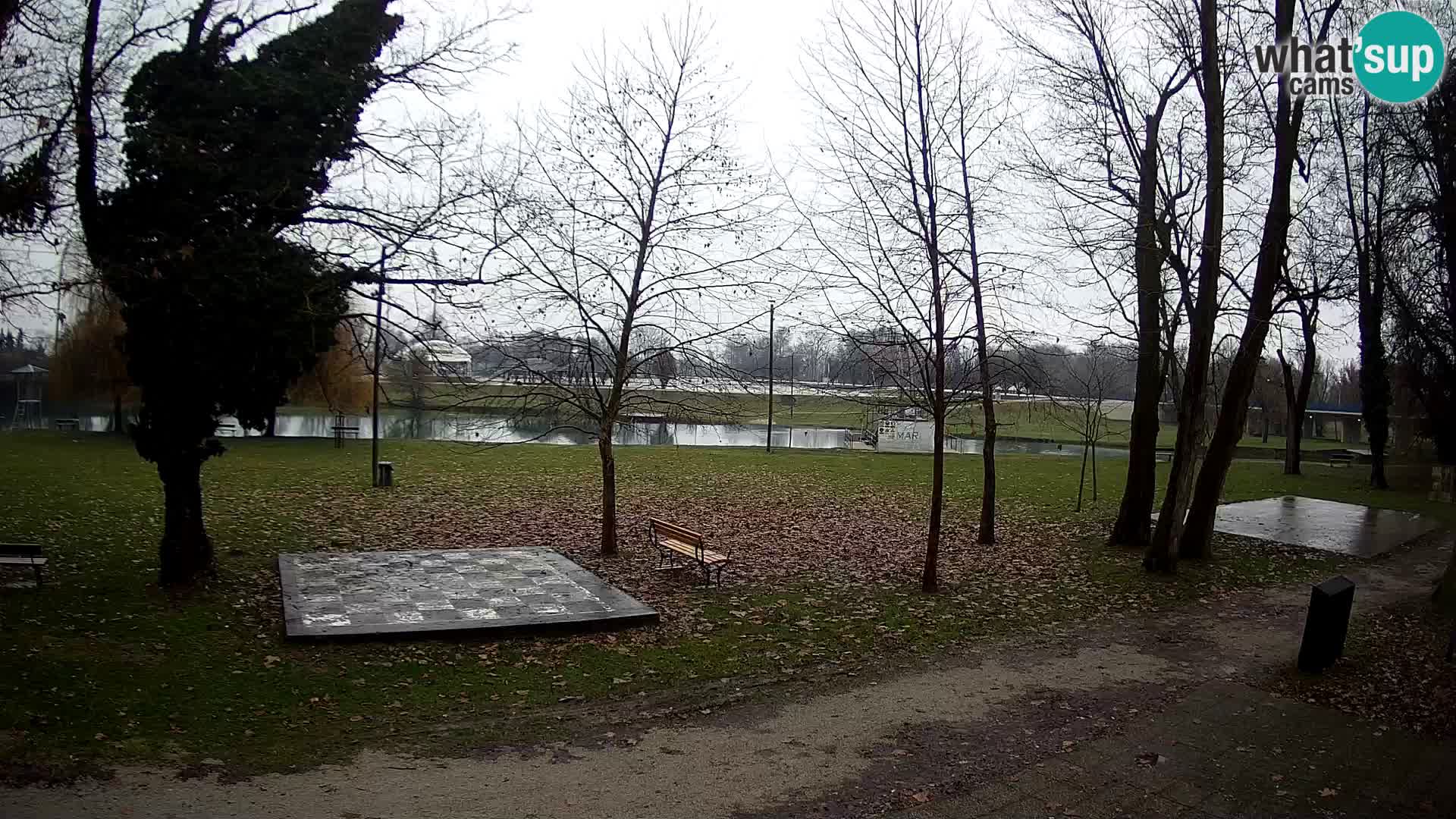 LIVE Karlovac Webcam – Piscina exterior Foginovo – Korana – Croacia