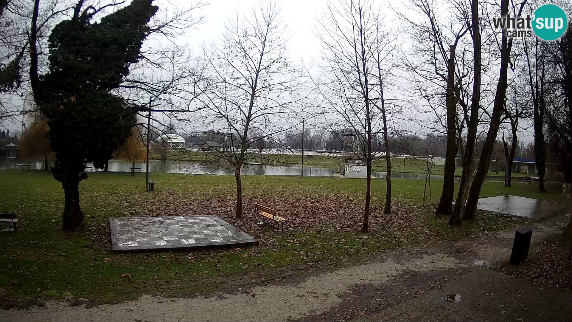 Webcam Karlovac EN DIRECT – Piscine extérieure Foginovo – Korana – Croatie