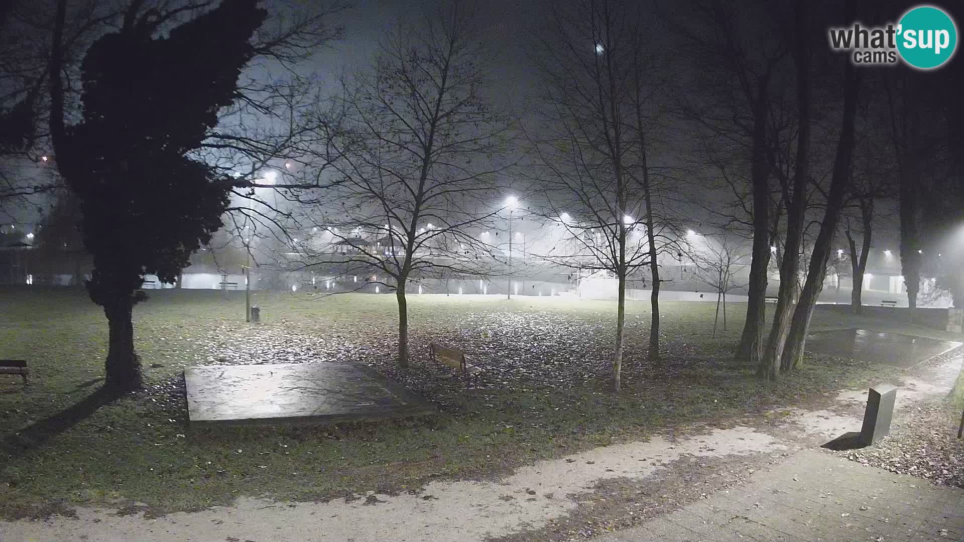 V ŽIVO Spletna kamera Karlovac – mestno kopališče Foginovo – Korana – Hrvaška