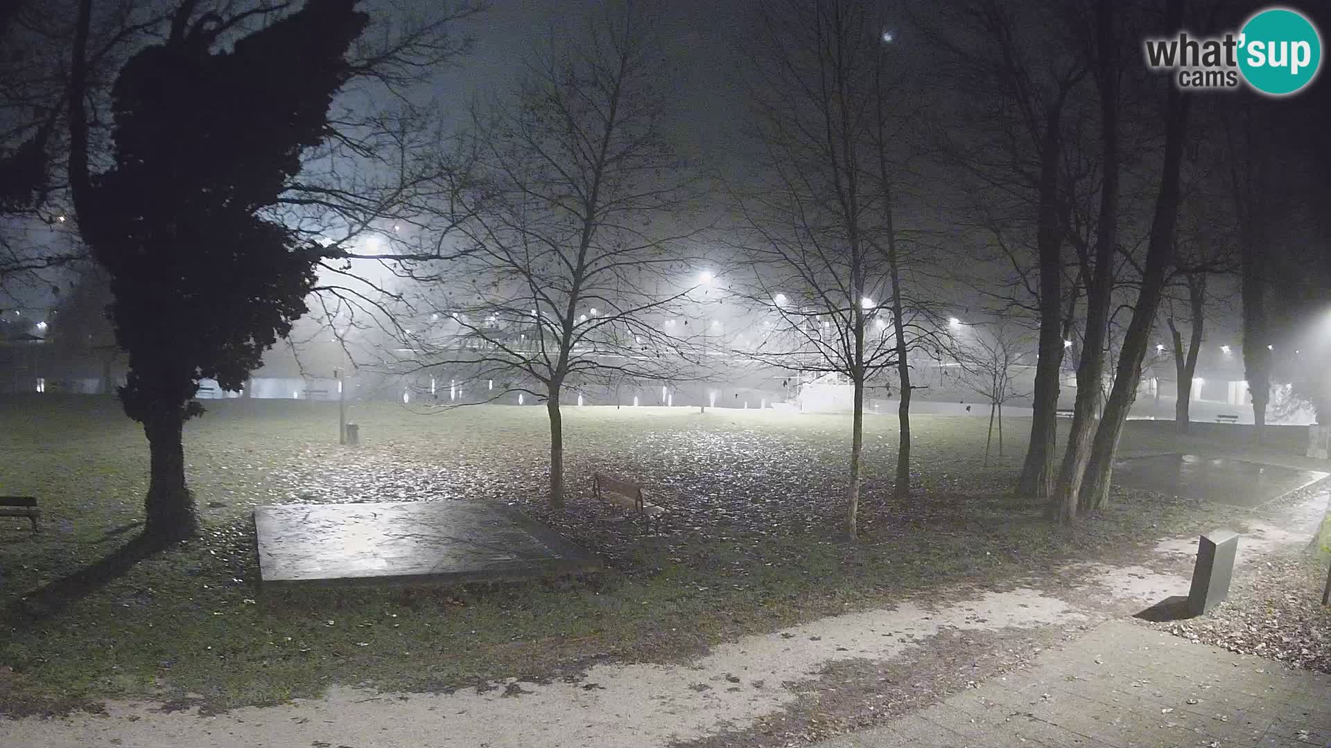 V ŽIVO Spletna kamera Karlovac – mestno kopališče Foginovo – Korana – Hrvaška