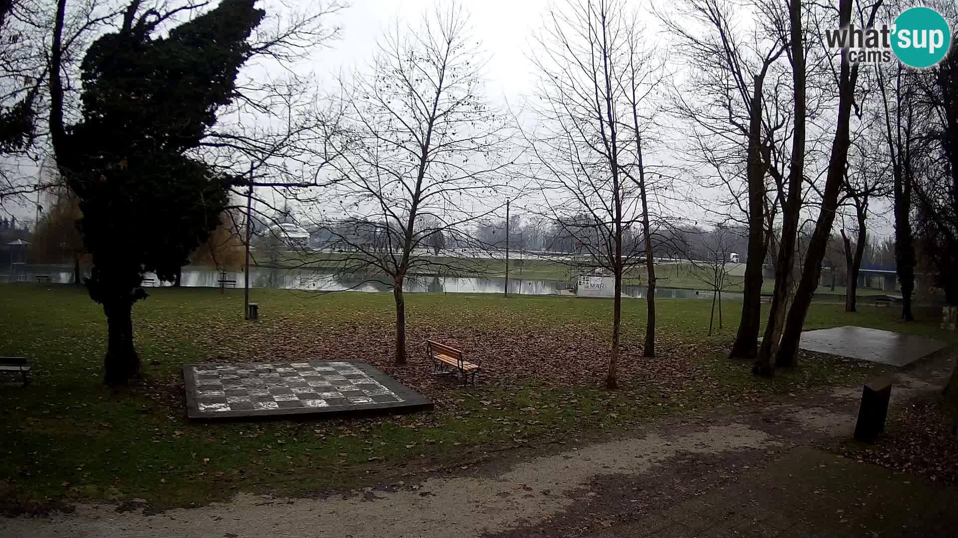 Webcam Karlovac EN DIRECT – Piscine extérieure Foginovo – Korana – Croatie