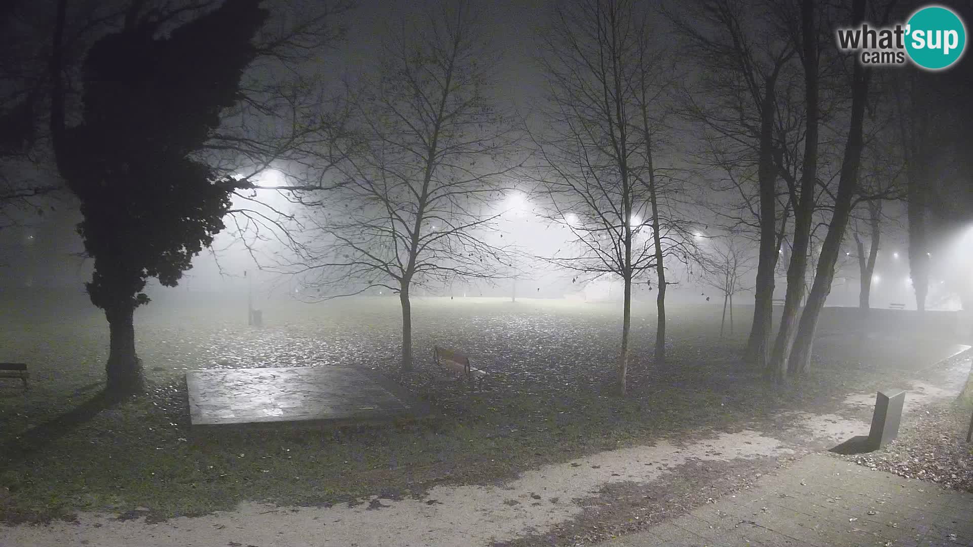 V ŽIVO Spletna kamera Karlovac – mestno kopališče Foginovo – Korana – Hrvaška