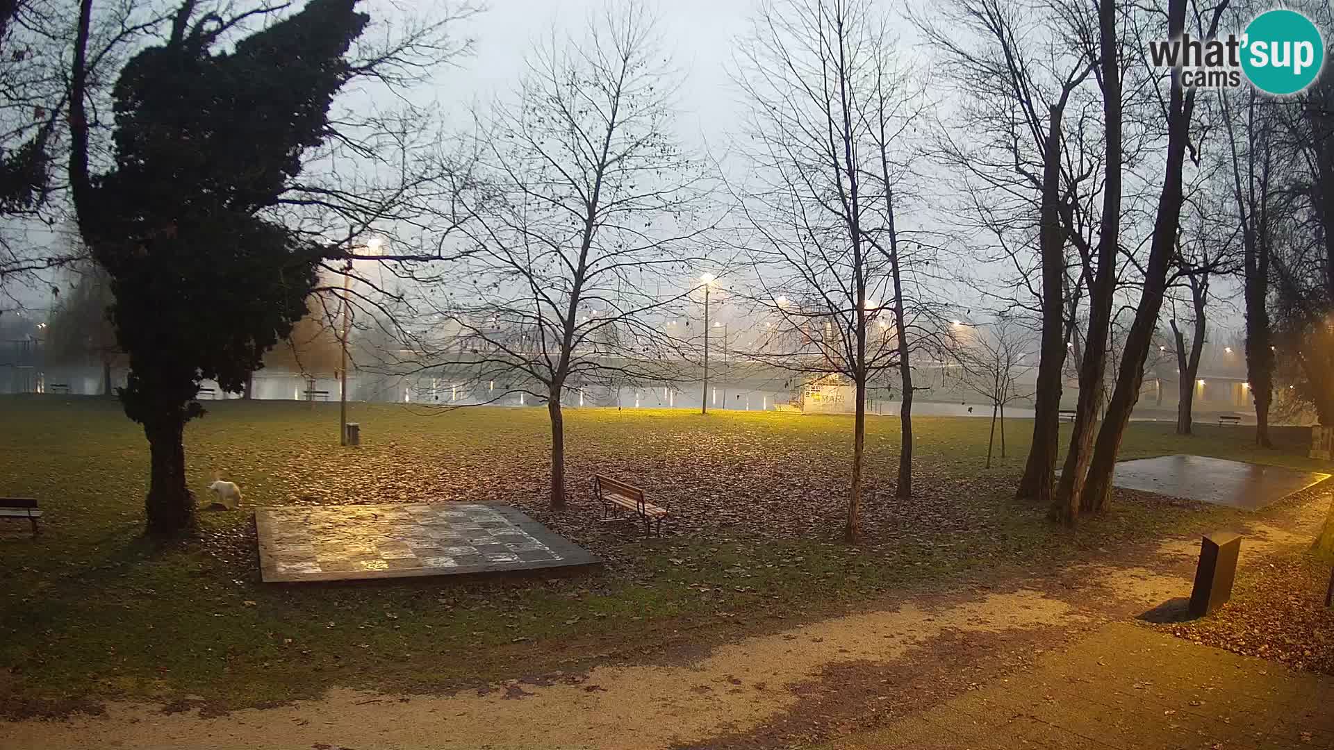 LIVE Karlovac Webcam – Piscina exterior Foginovo – Korana – Croacia