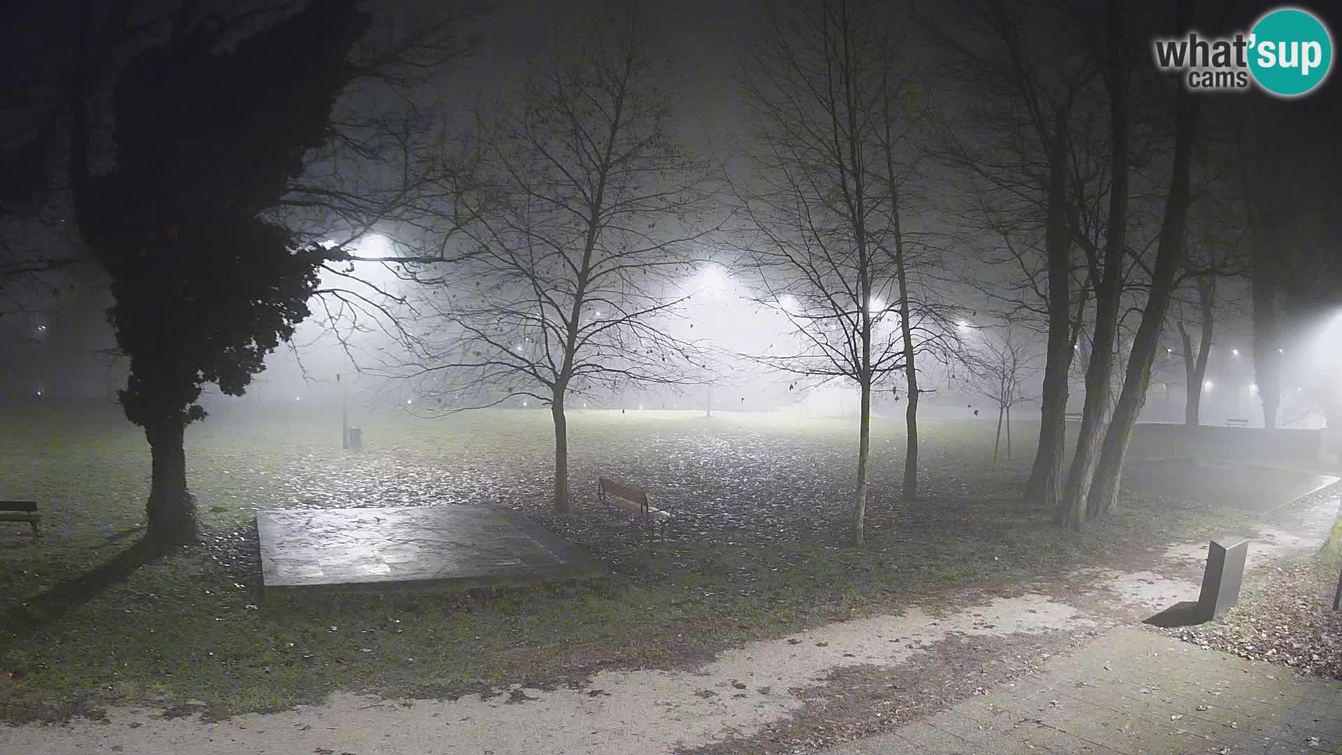 V ŽIVO Spletna kamera Karlovac – mestno kopališče Foginovo – Korana – Hrvaška