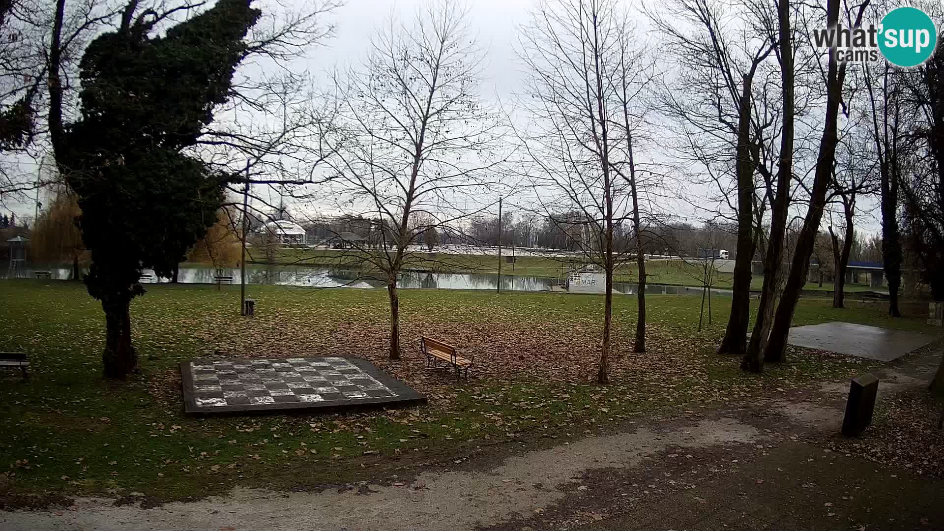 LIVE Karlovac Webcam – Piscina exterior Foginovo – Korana – Croacia