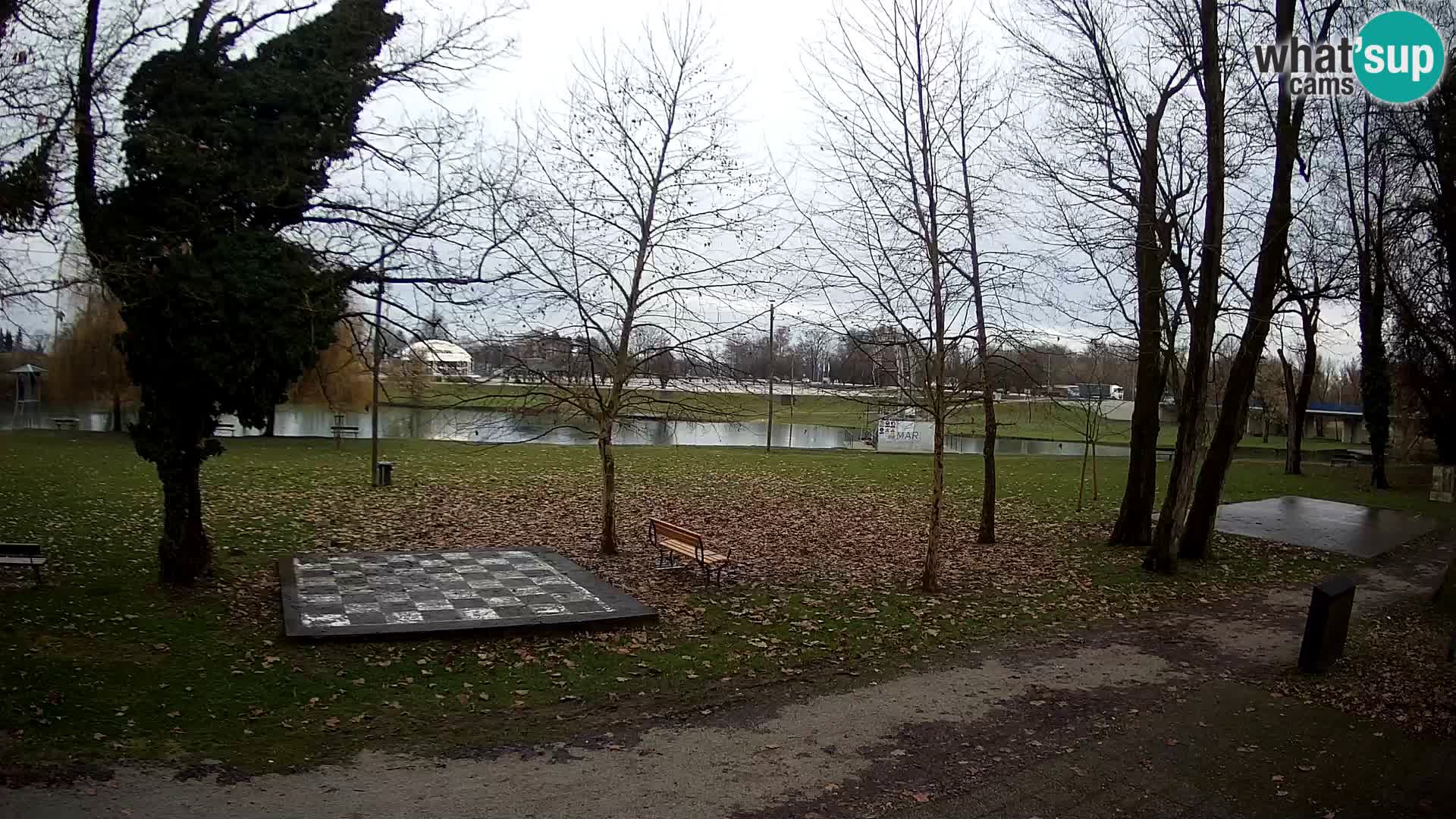 LIVE Karlovac Webcam – Piscina exterior Foginovo – Korana – Croacia