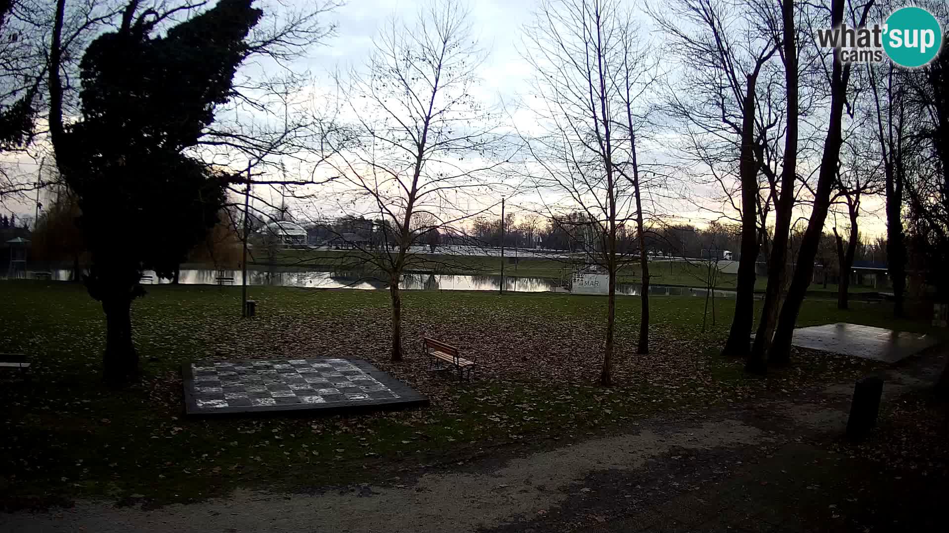 Webcam Karlovac EN DIRECT – Piscine extérieure Foginovo – Korana – Croatie