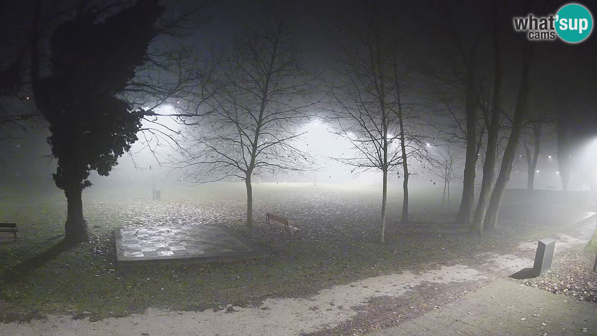 V ŽIVO Spletna kamera Karlovac – mestno kopališče Foginovo – Korana – Hrvaška