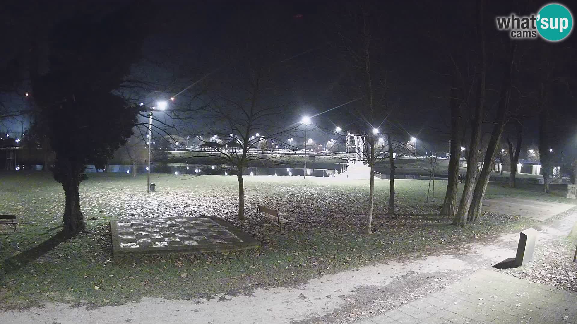 Webcam Karlovac EN DIRECT – Piscine extérieure Foginovo – Korana – Croatie