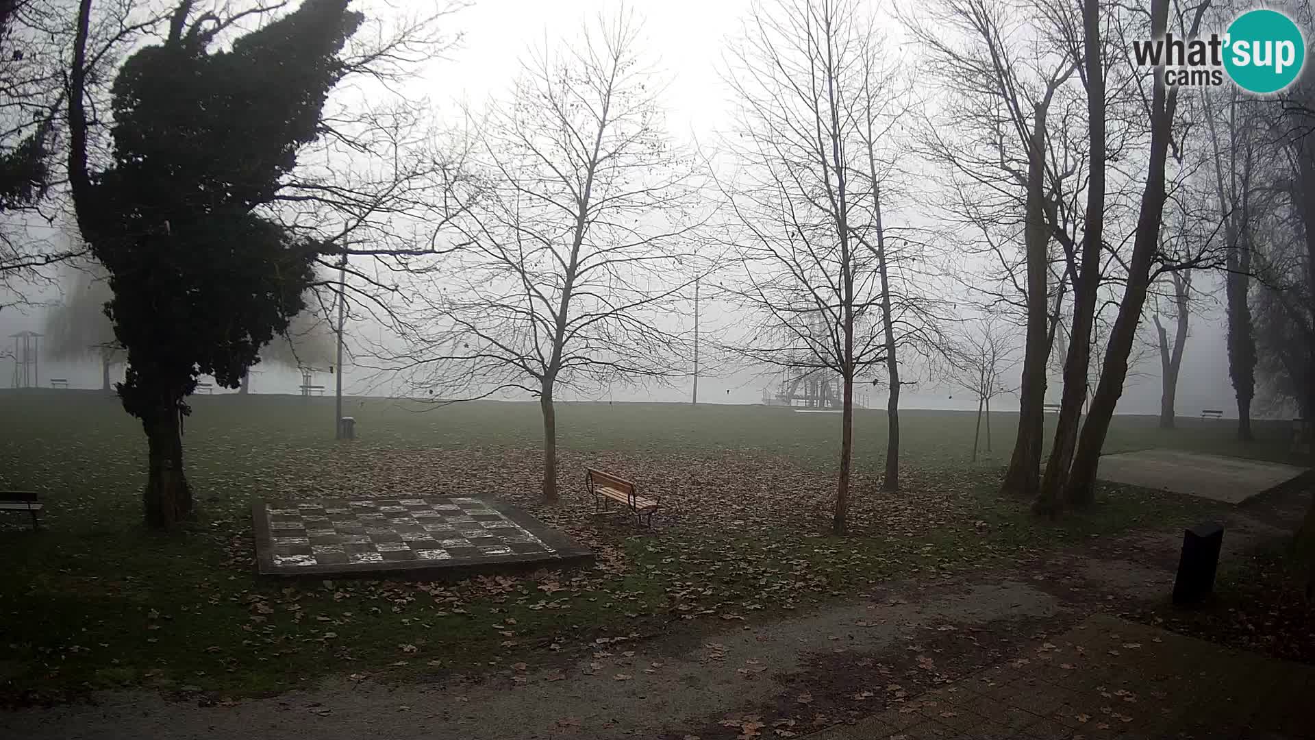 V ŽIVO Spletna kamera Karlovac – mestno kopališče Foginovo – Korana – Hrvaška