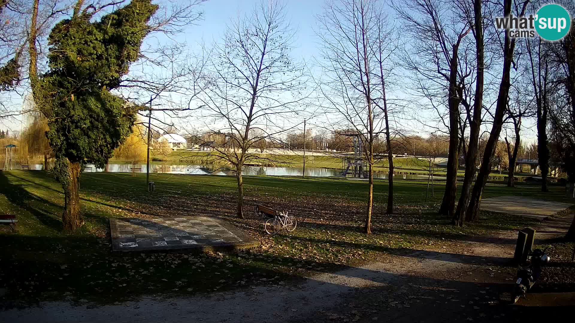 V ŽIVO Spletna kamera Karlovac – mestno kopališče Foginovo – Korana – Hrvaška