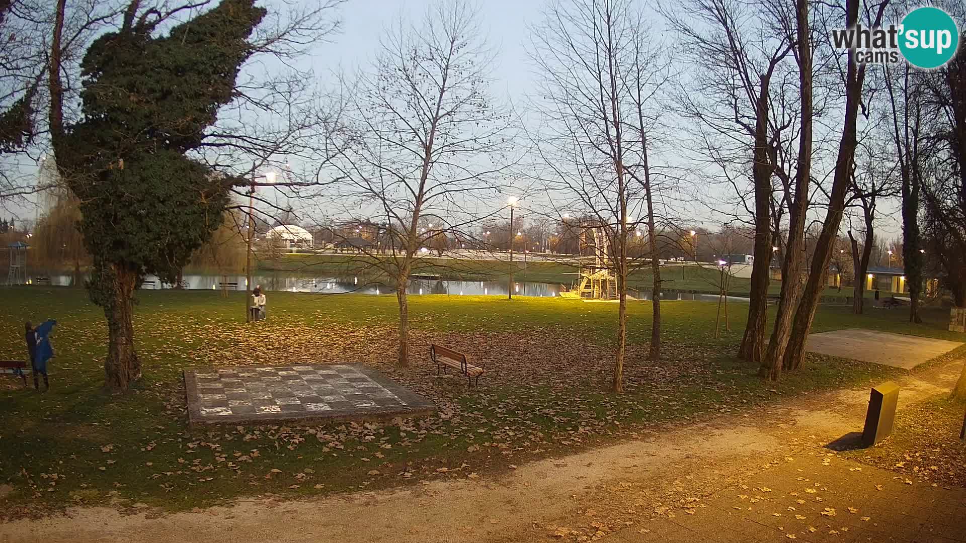 V ŽIVO Spletna kamera Karlovac – mestno kopališče Foginovo – Korana – Hrvaška