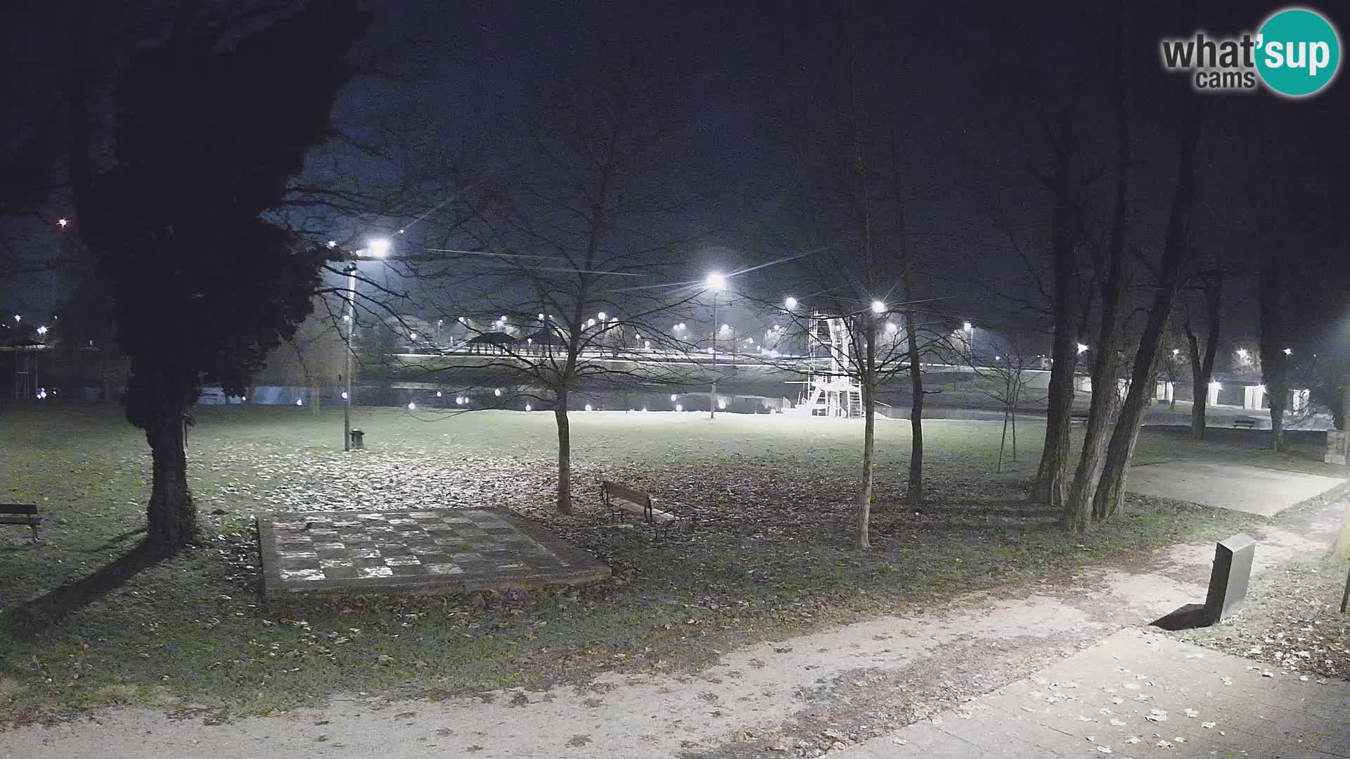 Webcam Karlovac EN DIRECT – Piscine extérieure Foginovo – Korana – Croatie