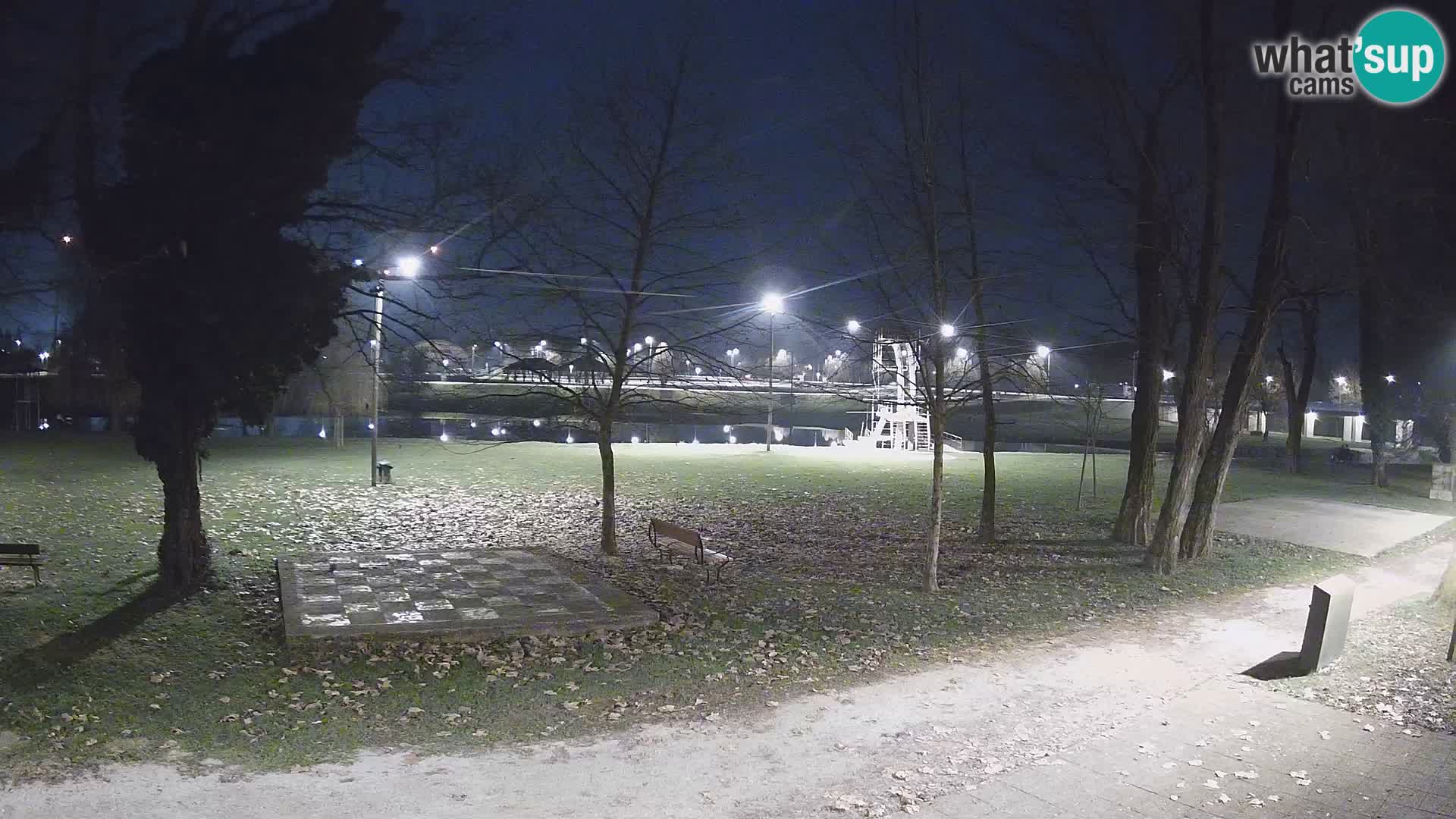 UŽIVO Web kamera Karlovca – Kupalište Foginovo – Korana