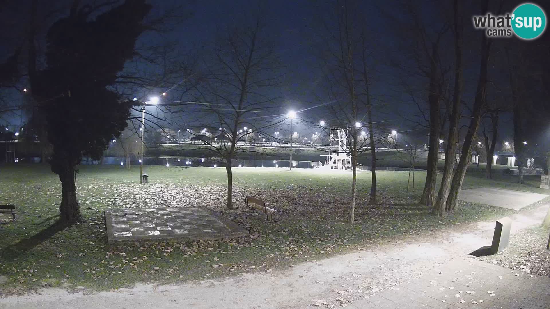 LIVE Karlovac Webcam – Piscina all’aperto Foginovo – Korana – Croazia