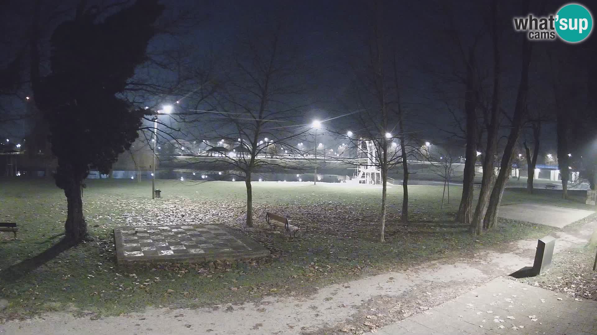 LIVE Karlovac Webcam – Piscina exterior Foginovo – Korana – Croacia