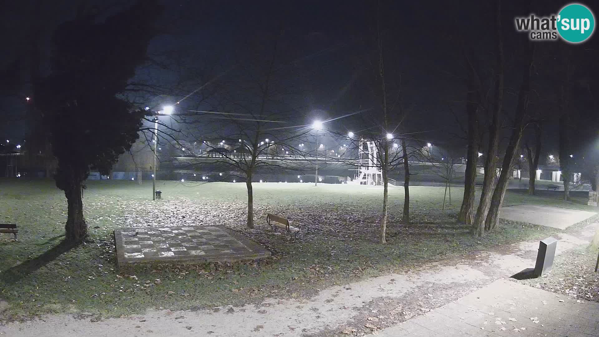 Webcam Karlovac EN DIRECT – Piscine extérieure Foginovo – Korana – Croatie