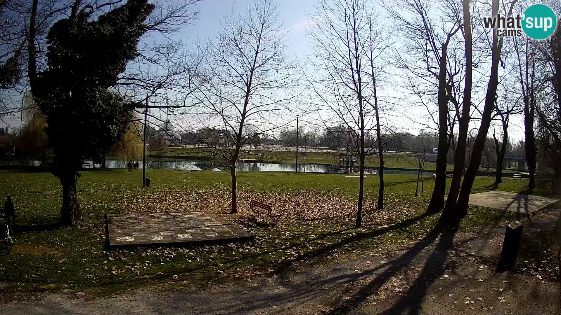 LIVE Karlovac Webcam – Piscina exterior Foginovo – Korana – Croacia