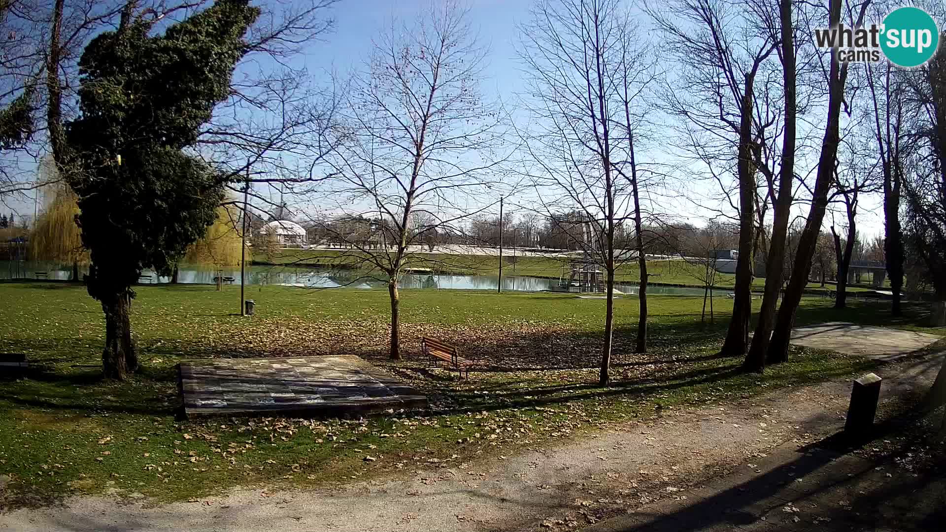 LIVE Karlovac Webcam – Piscina exterior Foginovo – Korana – Croacia