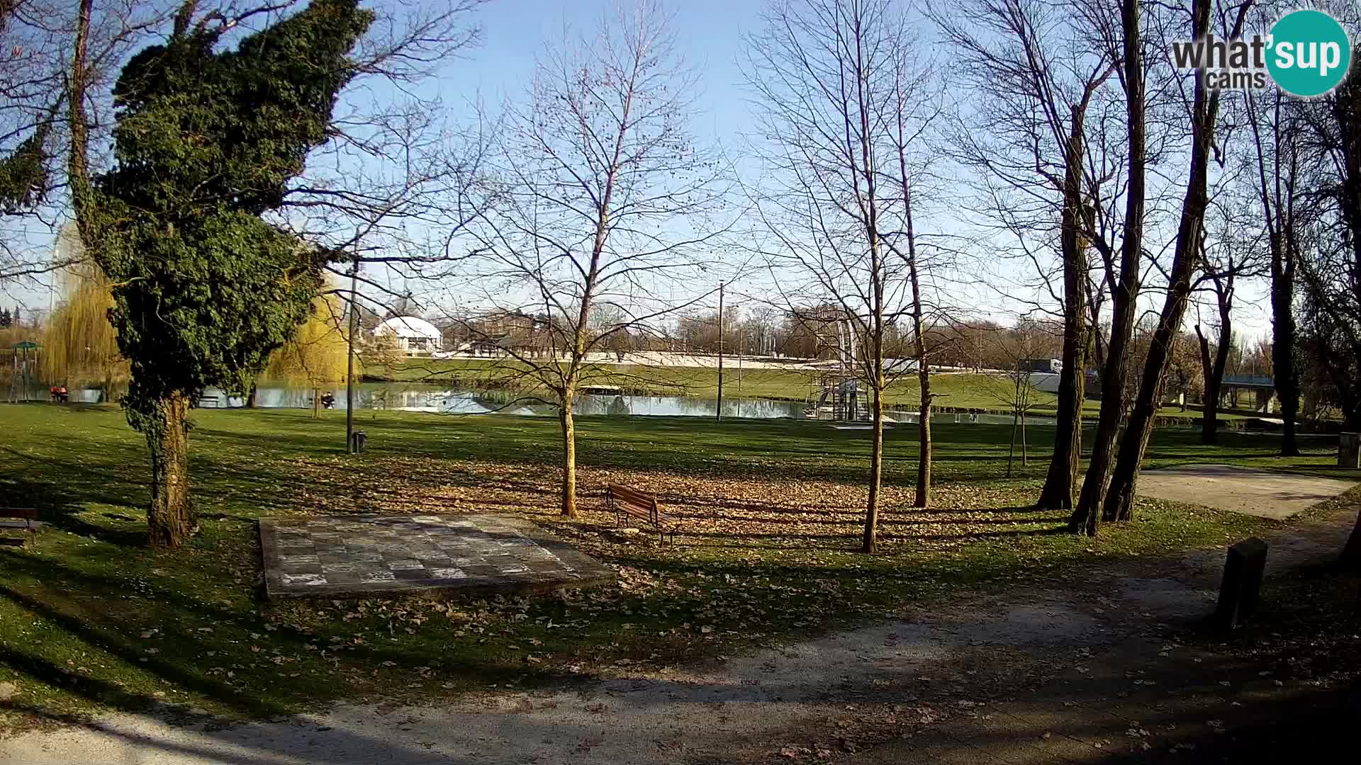 LIVE Karlovac Webcam – Piscina exterior Foginovo – Korana – Croacia