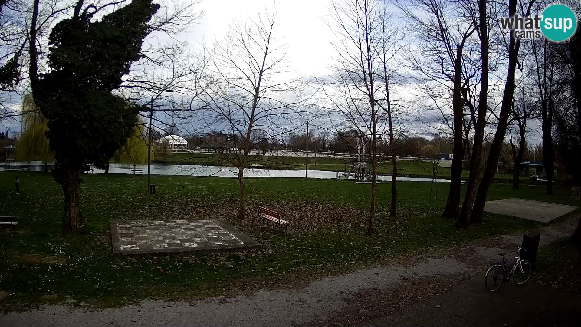 LIVE Karlovac Webcam – Piscina exterior Foginovo – Korana – Croacia