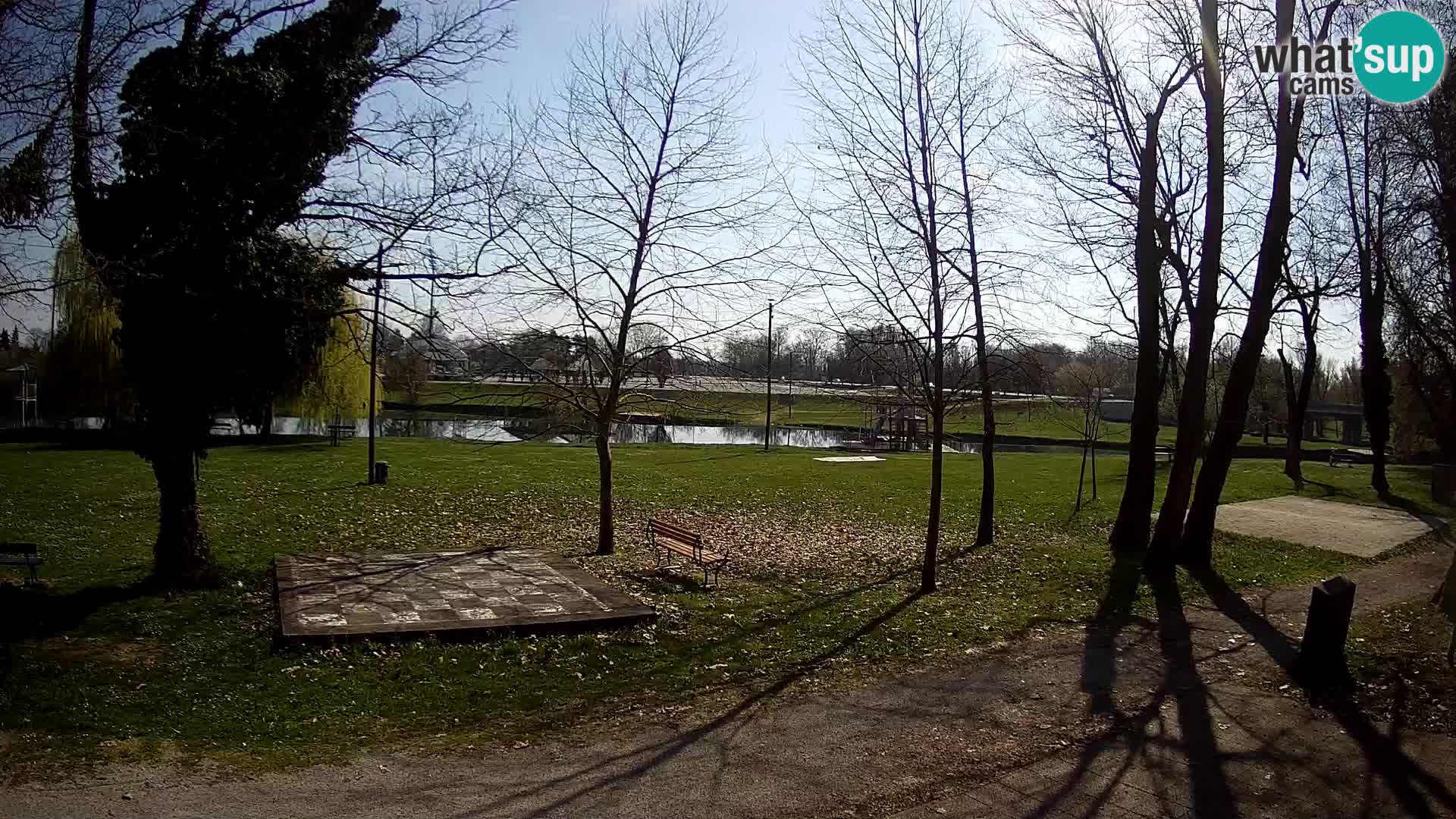 LIVE Karlovac Webcam – Piscina exterior Foginovo – Korana – Croacia