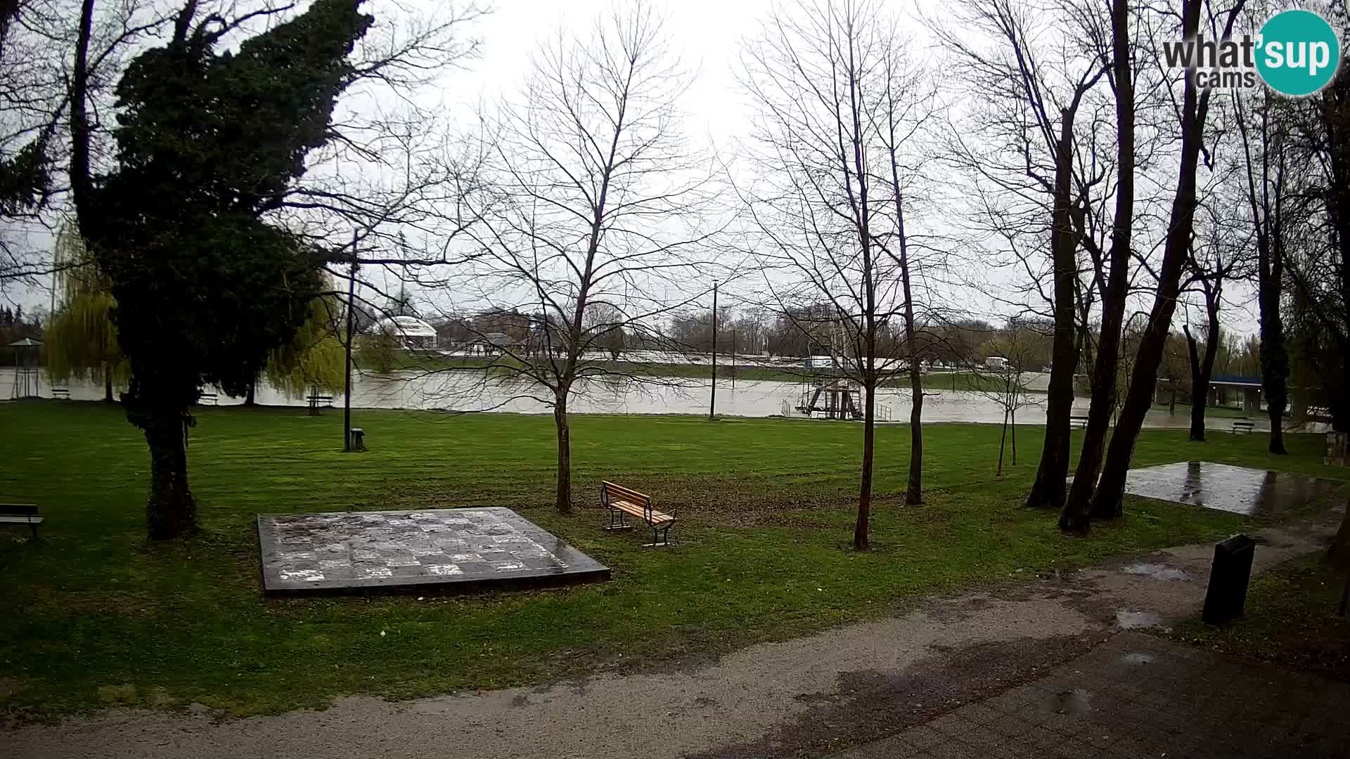 UŽIVO Web kamera Karlovca – Kupalište Foginovo – Korana