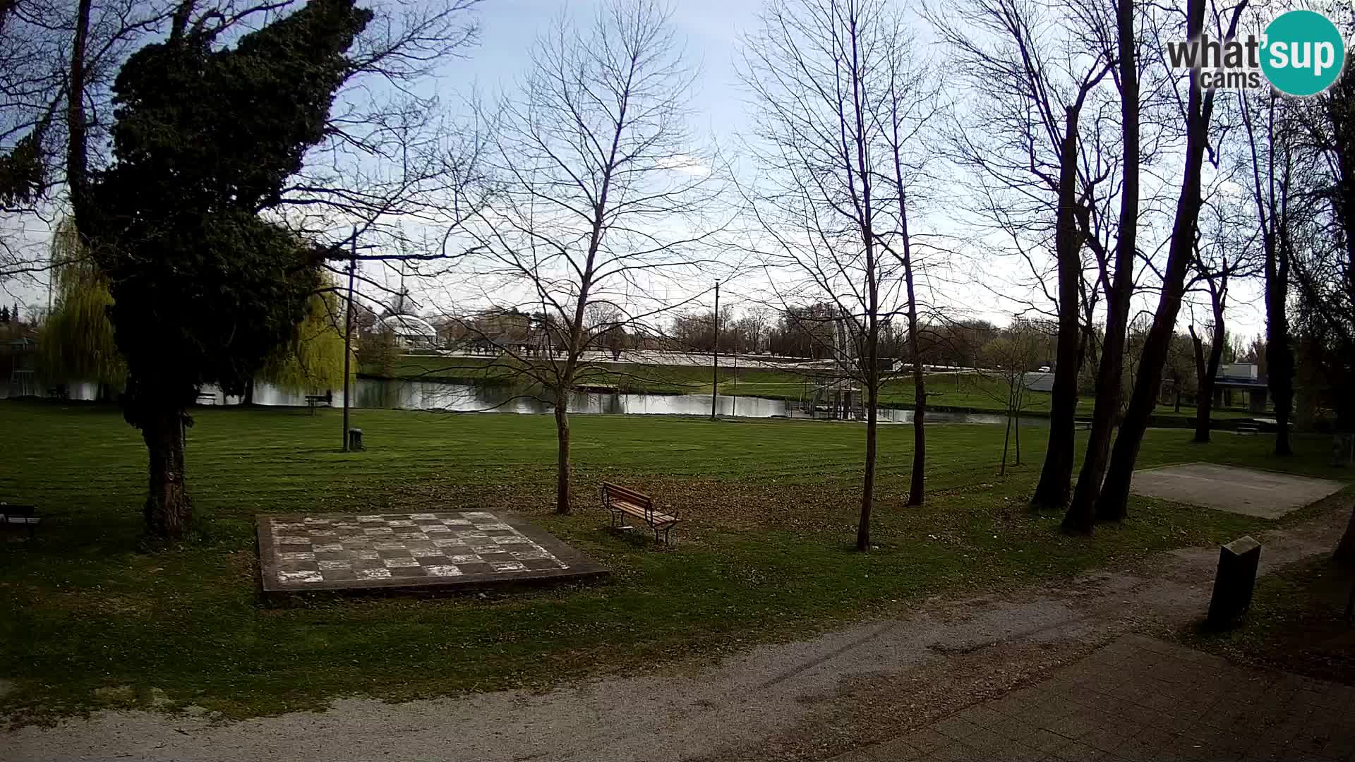 Webcam Karlovac EN DIRECT – Piscine extérieure Foginovo – Korana – Croatie