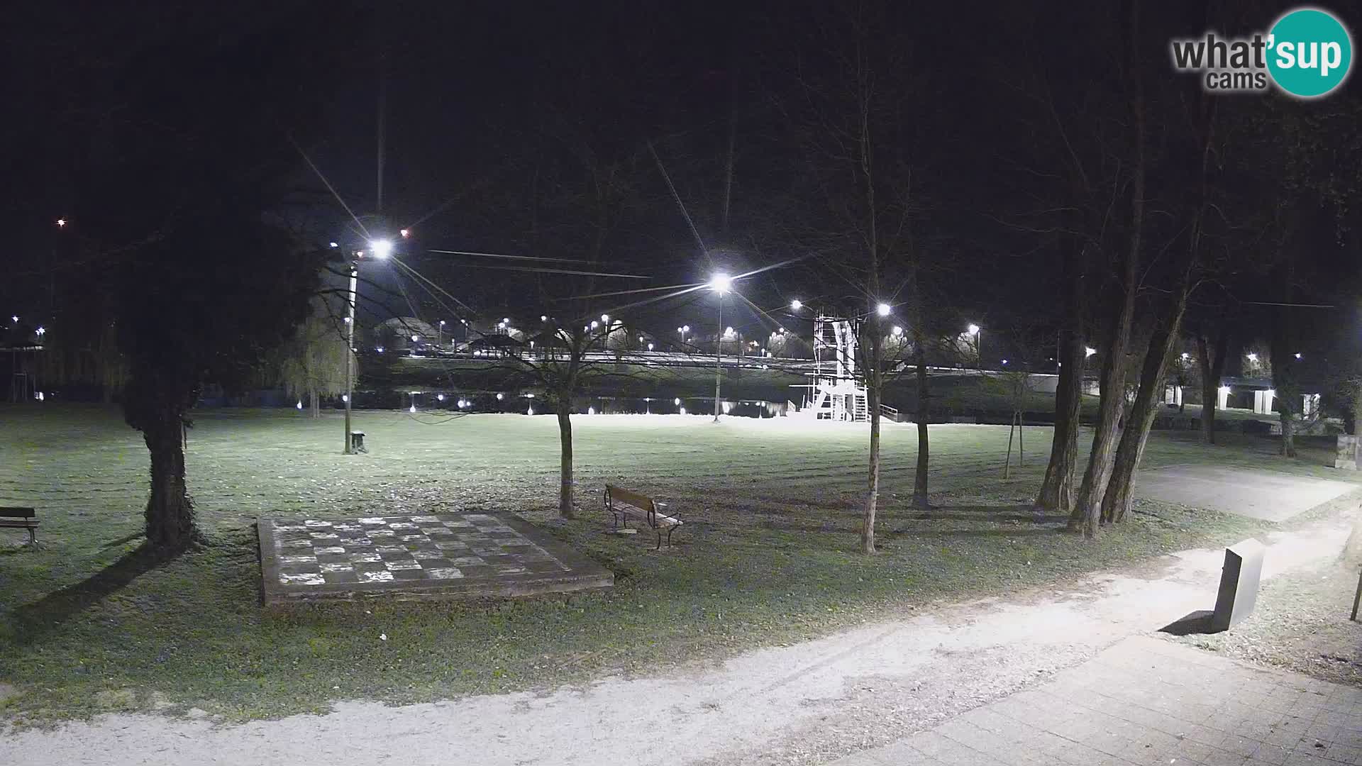 LIVE Karlovac Webcam – Piscina exterior Foginovo – Korana – Croacia