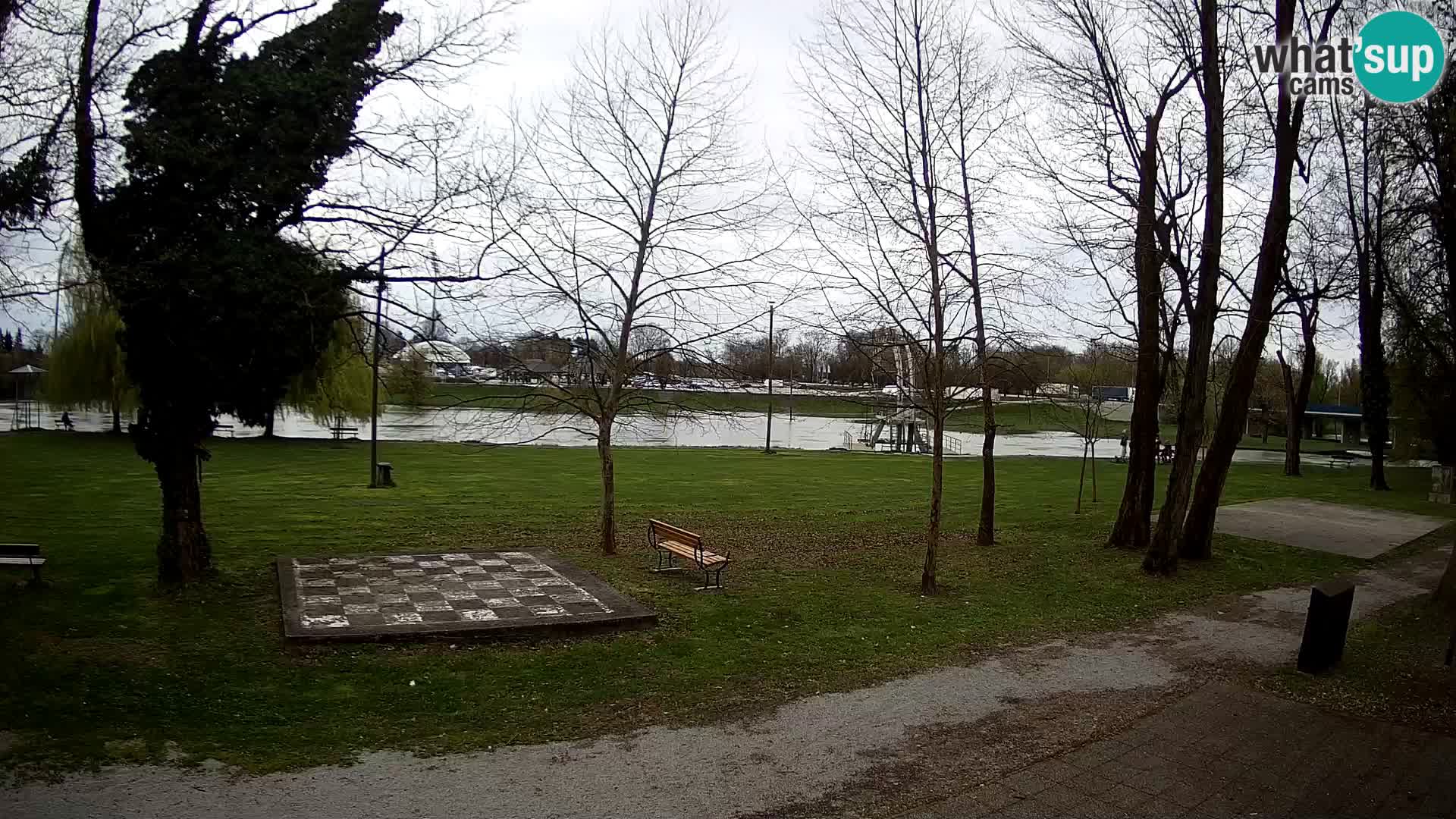 UŽIVO Web kamera Karlovca – Kupalište Foginovo – Korana