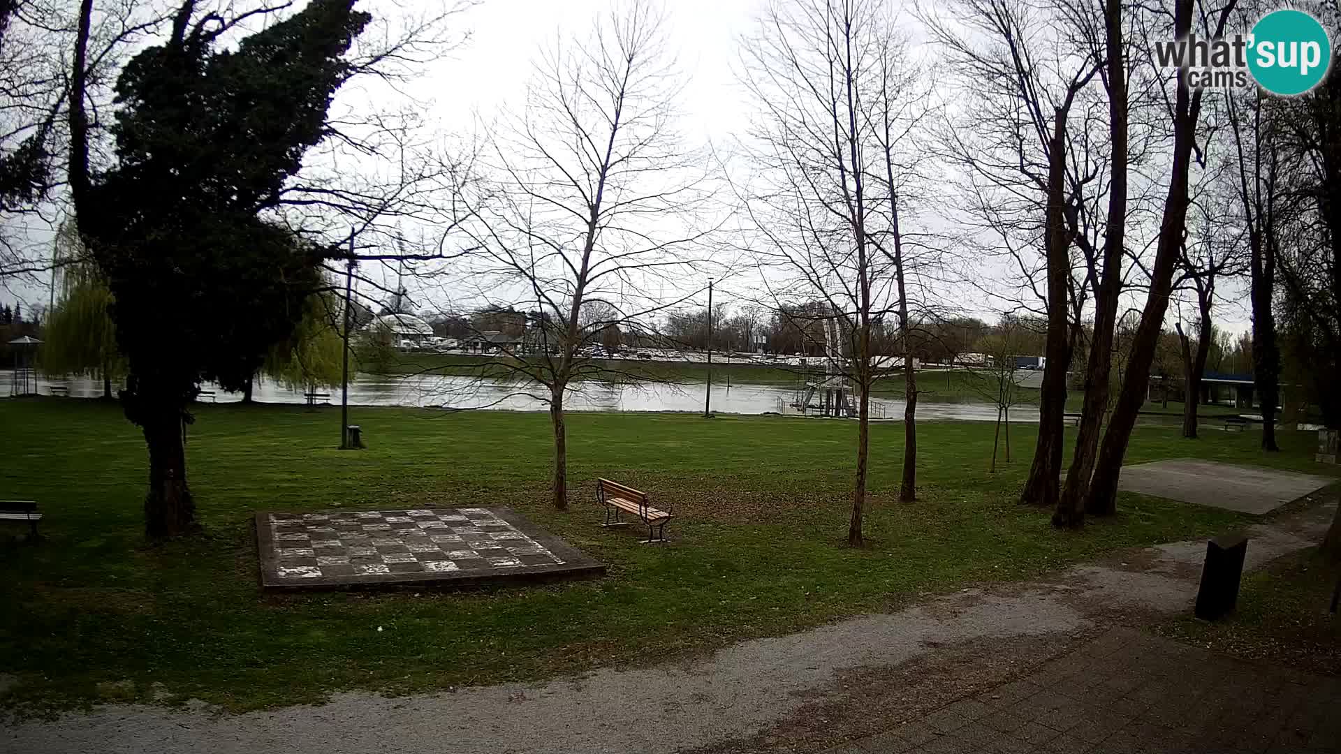 UŽIVO Web kamera Karlovca – Kupalište Foginovo – Korana